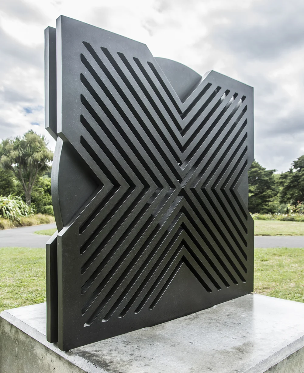 2015-6, Seek, Sand cast bronze, 1000 x 1000 x 130mm, Botanic Gardens show Permanent Collection of the Botanic Gardens, Auckland