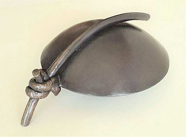 Under the Radar, 2020, Cast bronze, c. 110 x 250 x 190mm, Artis Gallery, Auckland.