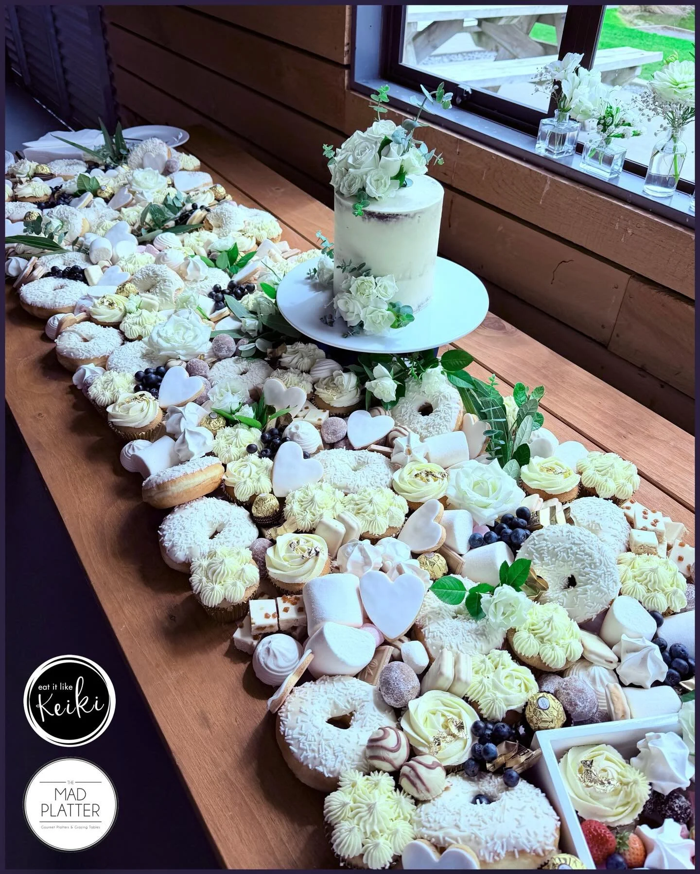 We are obsessed 😍😍

Cake by @eatitlikekeiki 🤍🤍