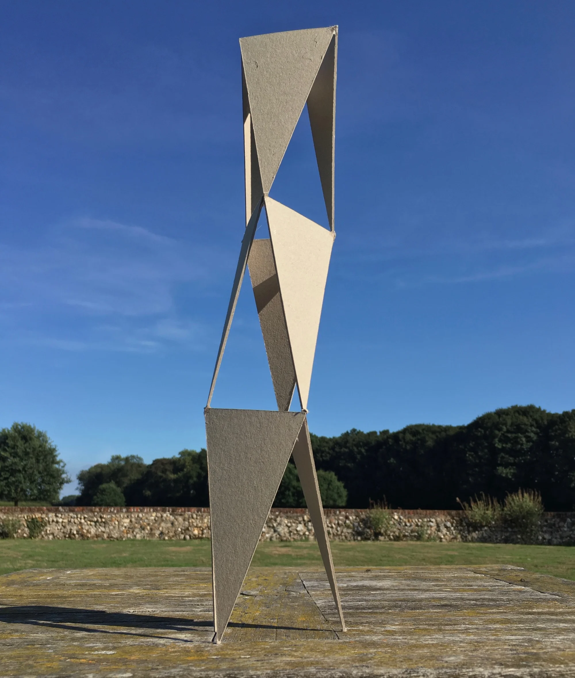 9 TRIANGLES 3.15