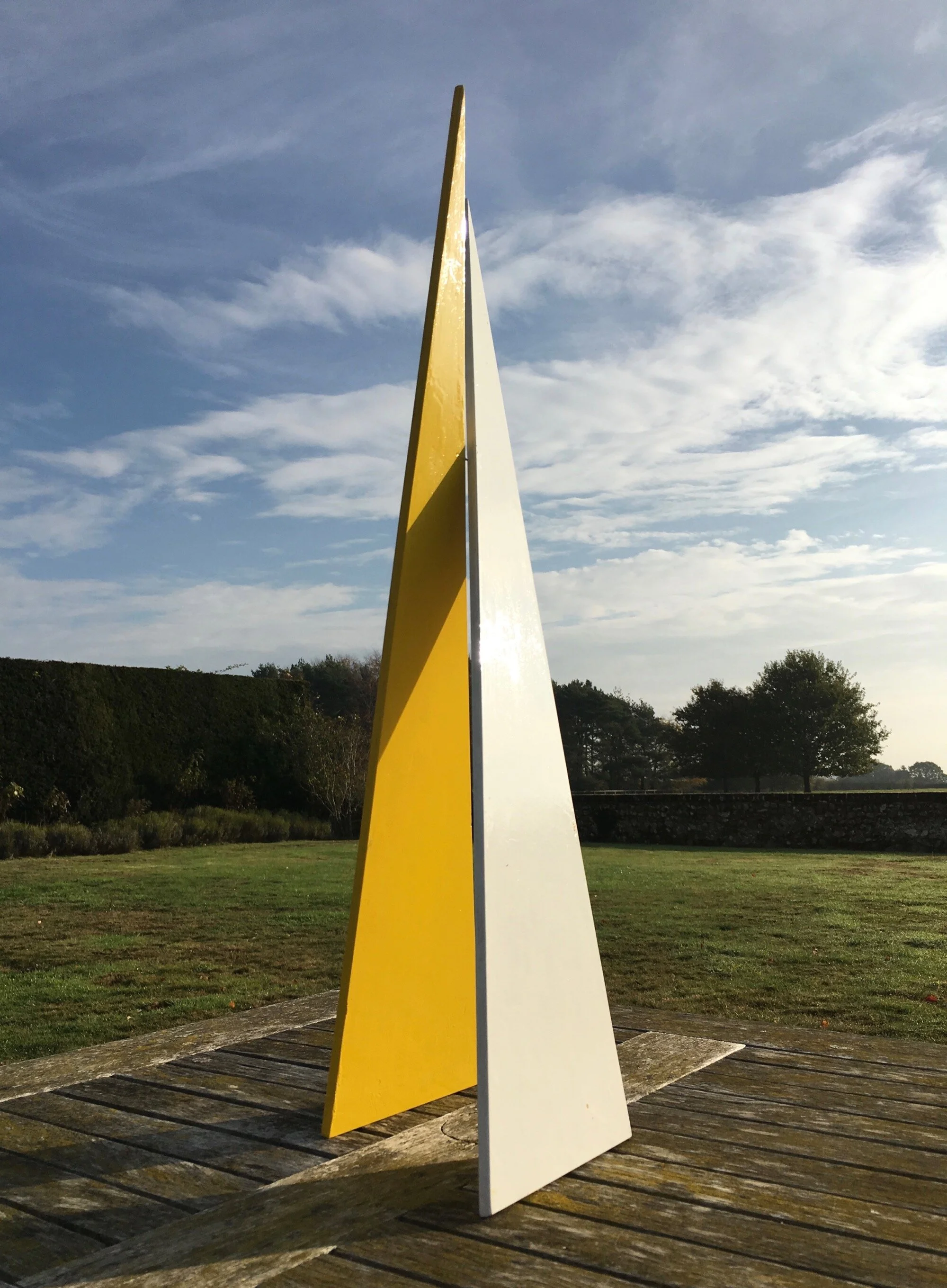2 TRIANGLES 1.60 YW