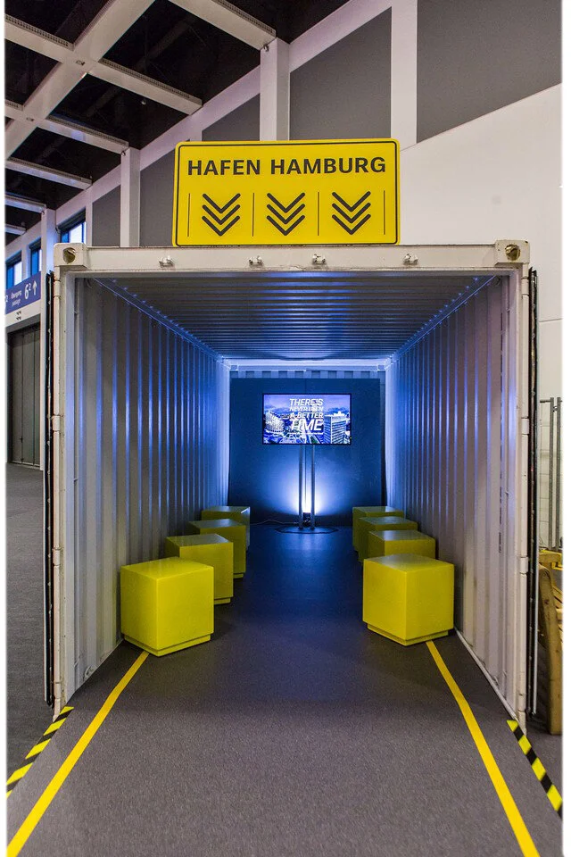 Video lounge to demonstrate Hamburg Dock connectivity