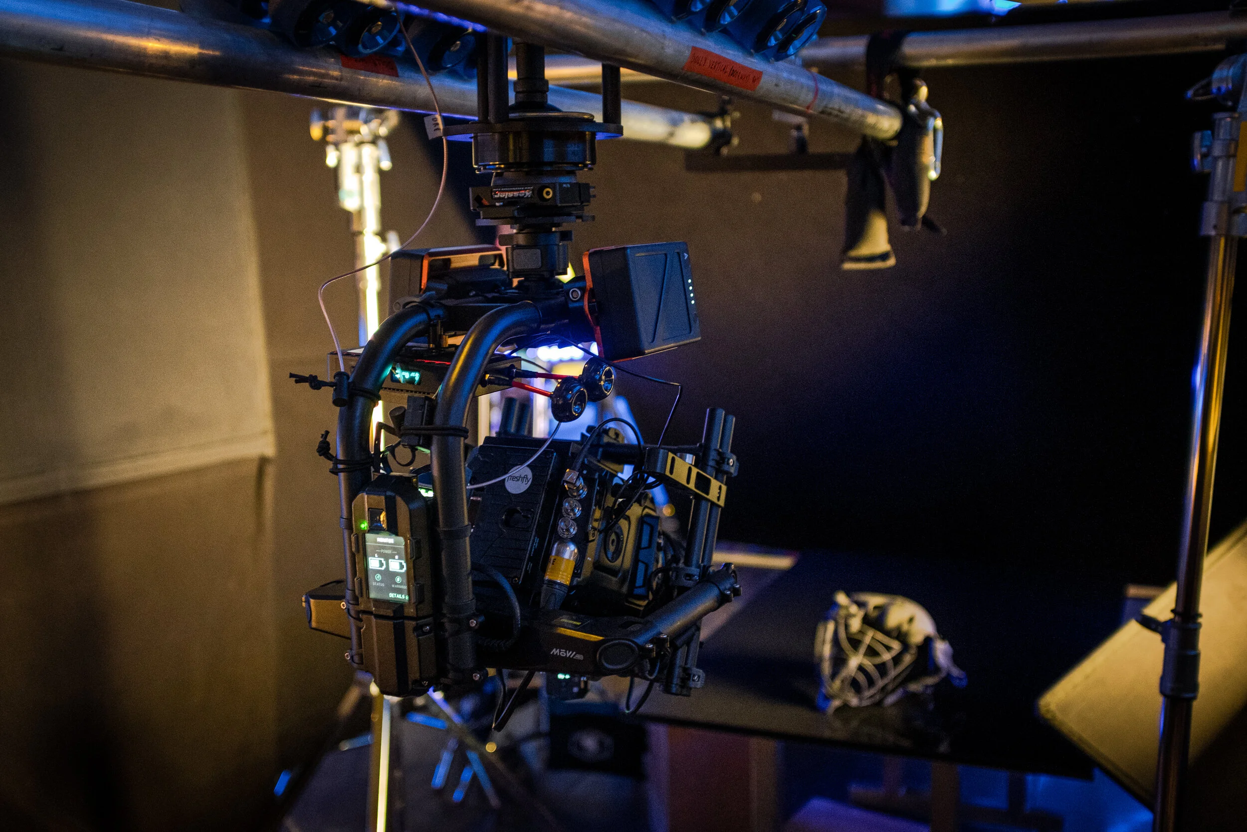  Goal-post the front rail to avoid seeing track in Dolly in/out moves 