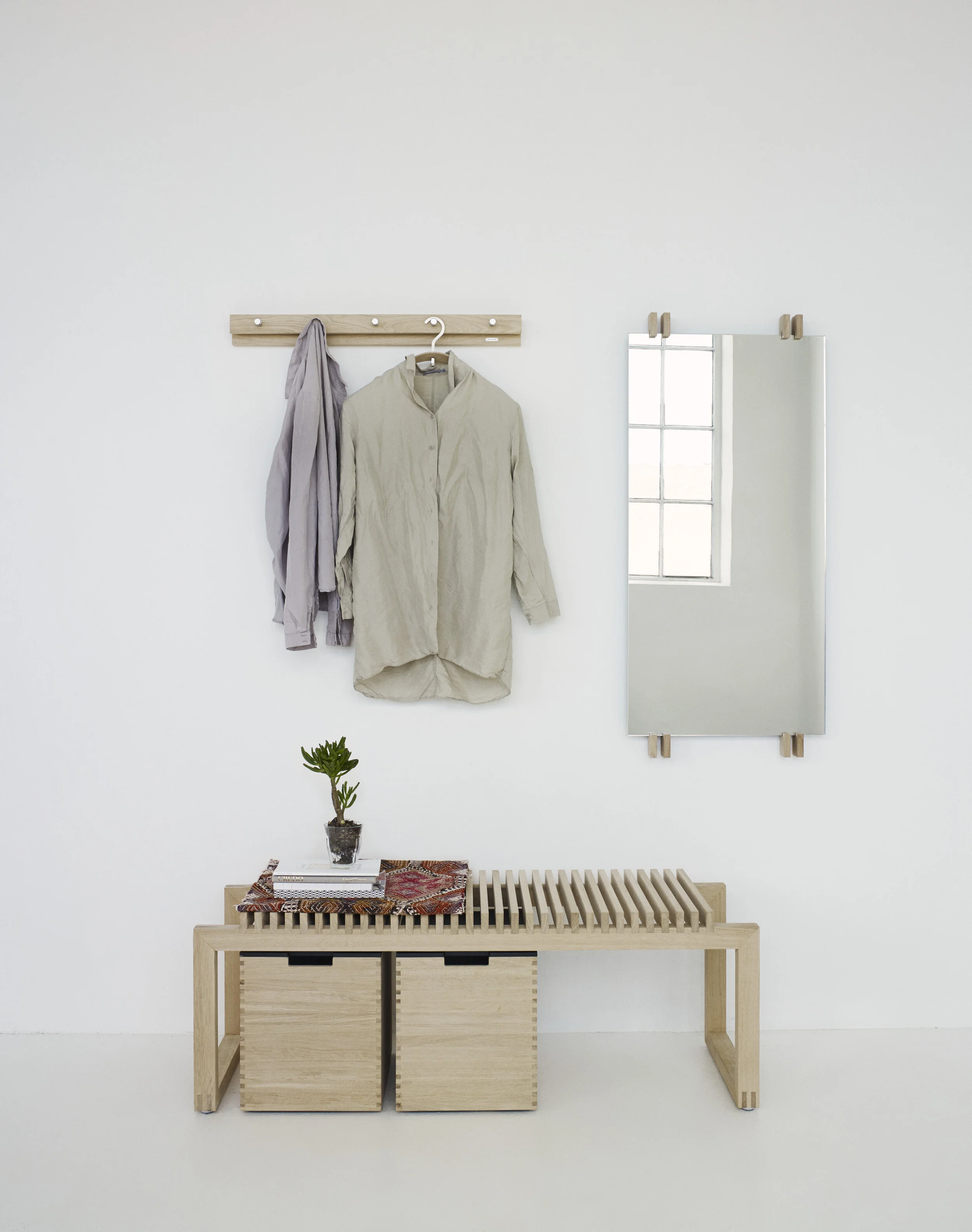 Cutter Bench 120, Oak 04.jpg