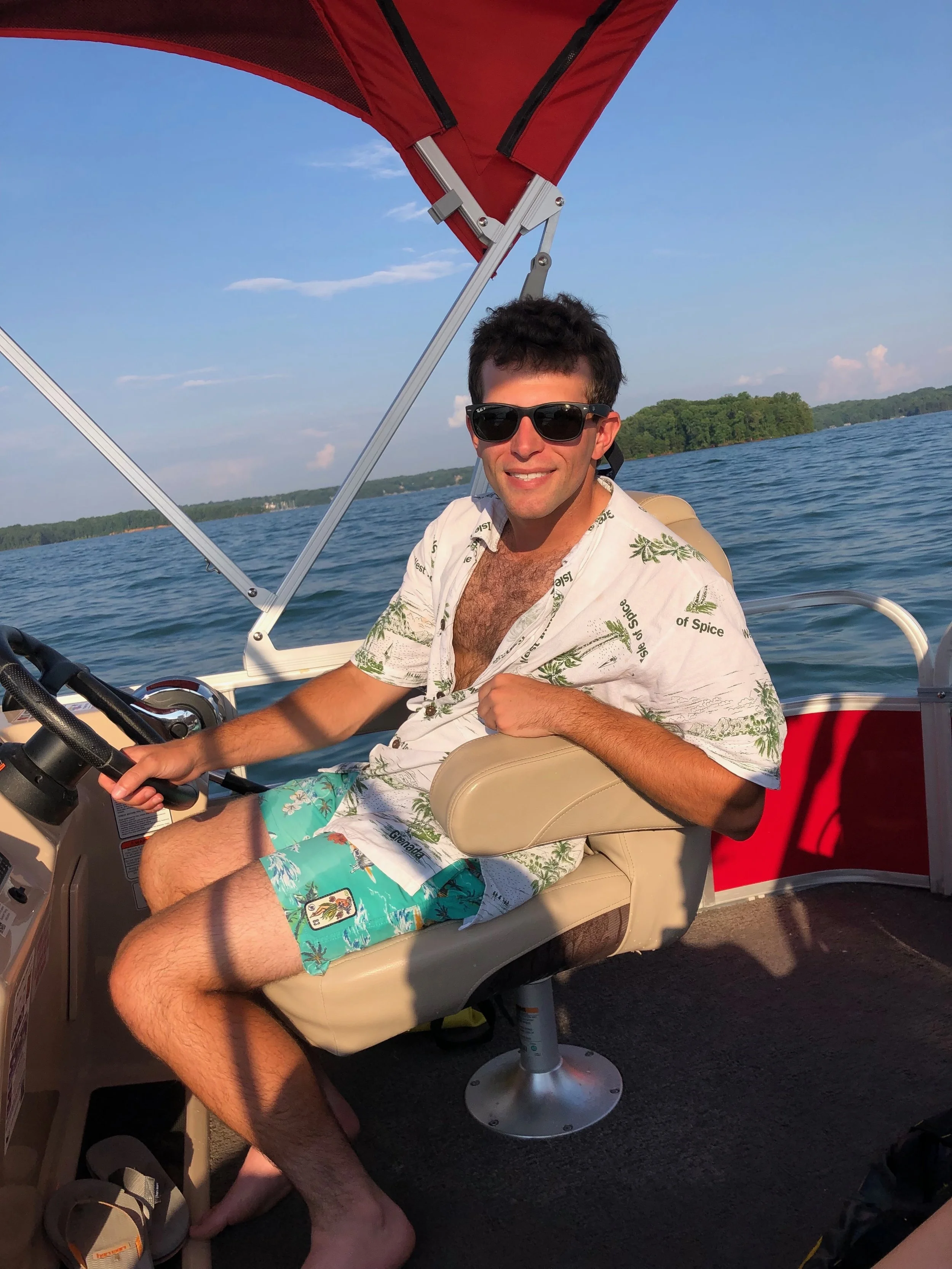 Nick Romagnoli Undergrad: University of Utah Med school: St George's University Things Nico likes to crush: tee shots, breakfast burritos, the gym, action movies, EM podcasts