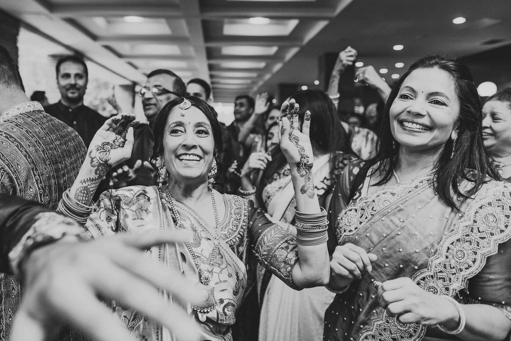 Janet+Amit Social-16.jpg