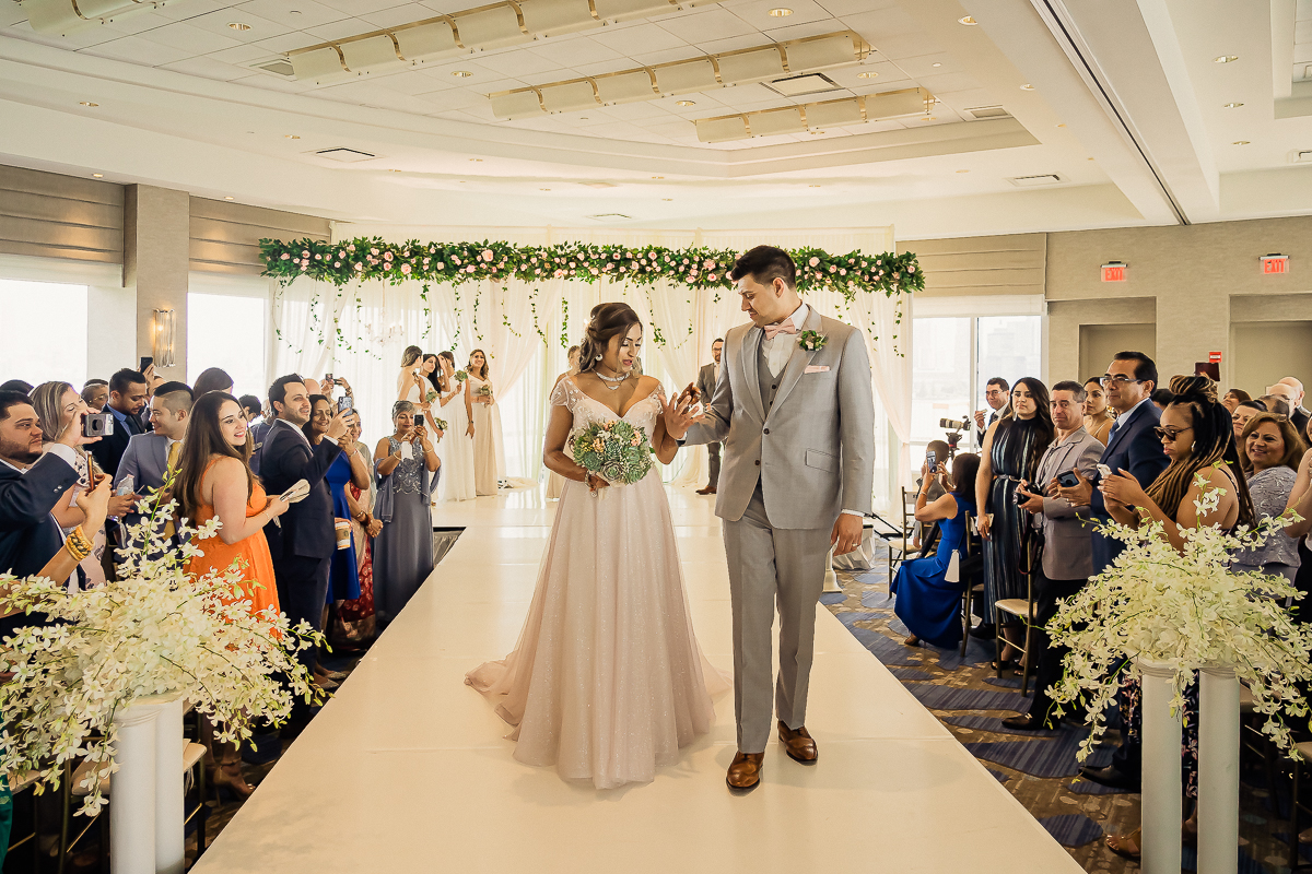 Minal+Hector Wedding Facebook -61.jpg