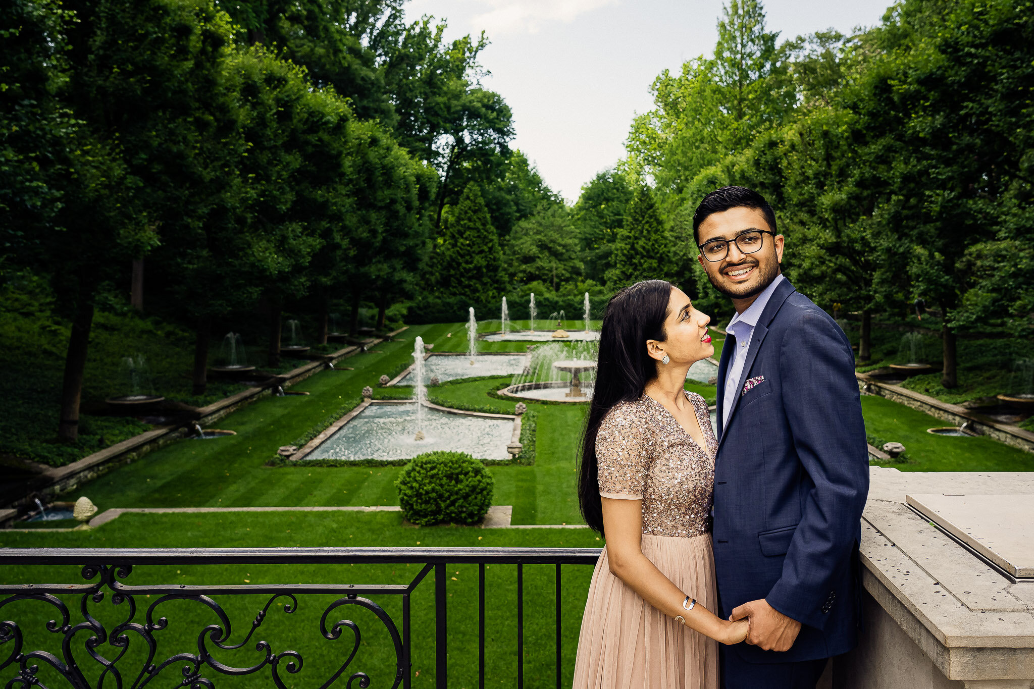 ENGAGEMENT SESSION AT LONGWOOD GARDENS