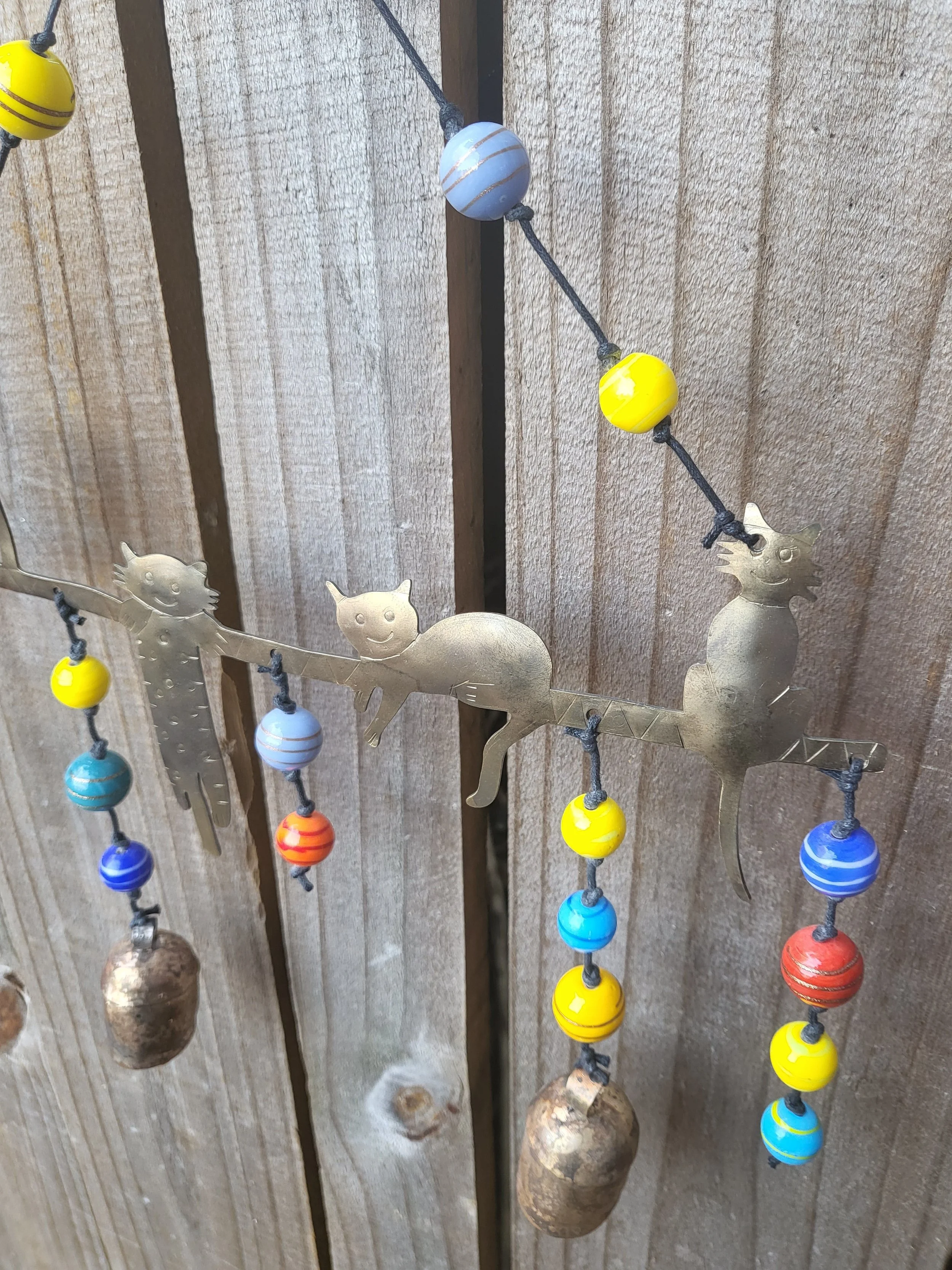 In A Playful Mood Cat Beads And Bells Chime Mkjm361 3.jpg