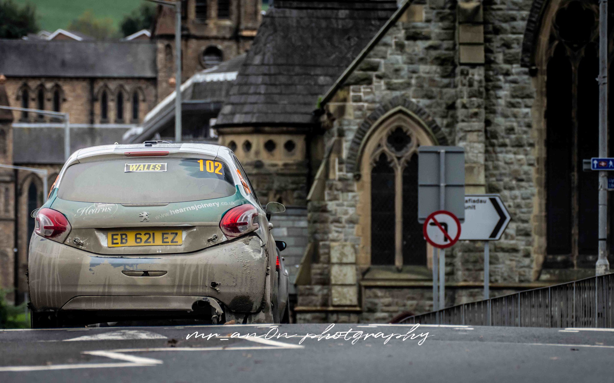 DSC_2897LR.jpg