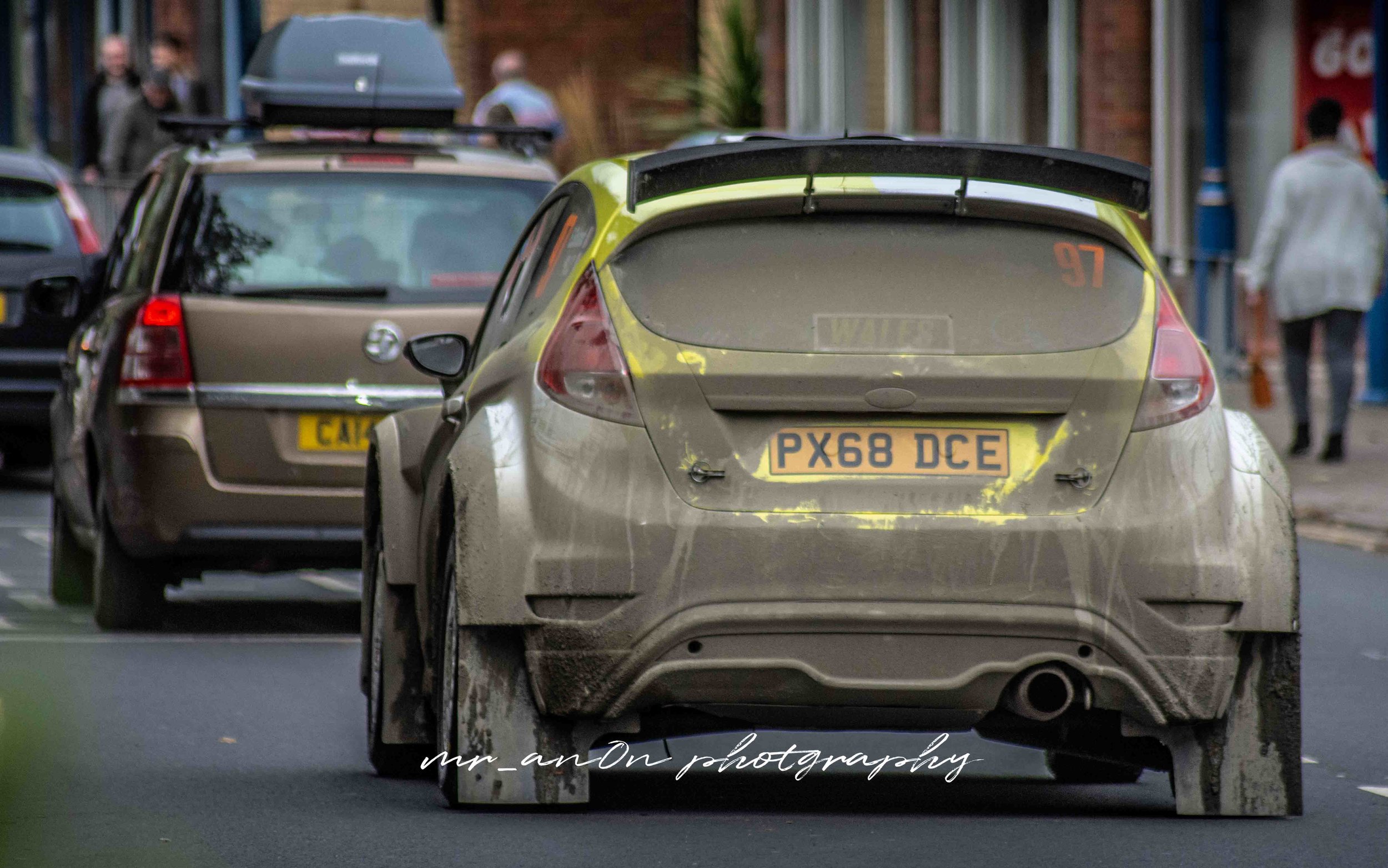 DSC_2605LR.jpg