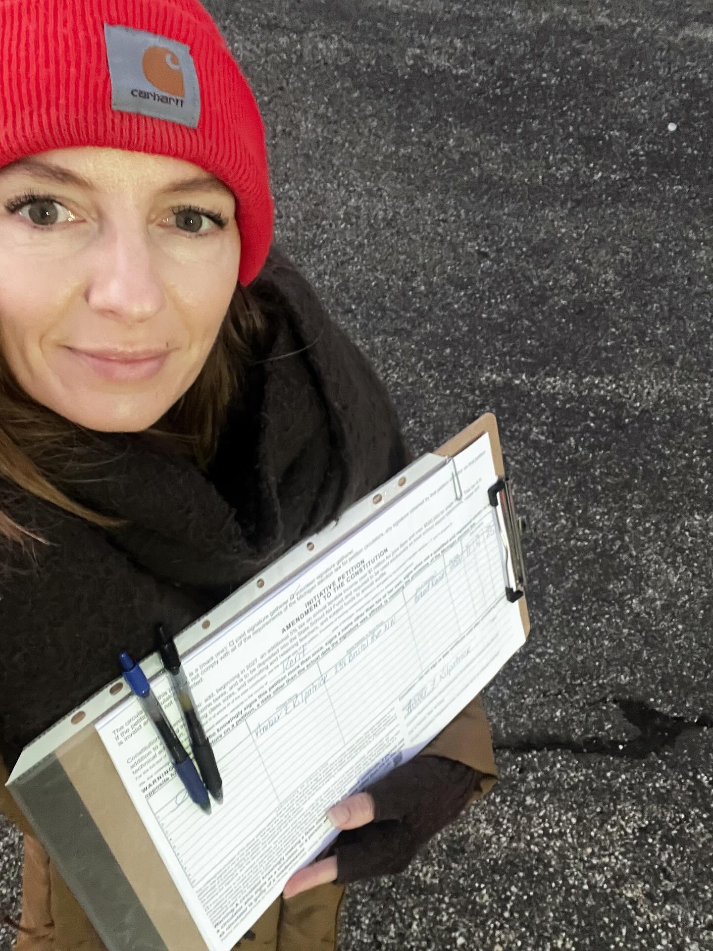 Hey there Michigan, we have a chance to invest in our kids&rsquo; future. 🍎✏️ 📕 

The Invest in MI Kids initiative would fund our public schools by asking the wealthiest 1-2% to contribute more - without raising taxes on working families. Every dol
