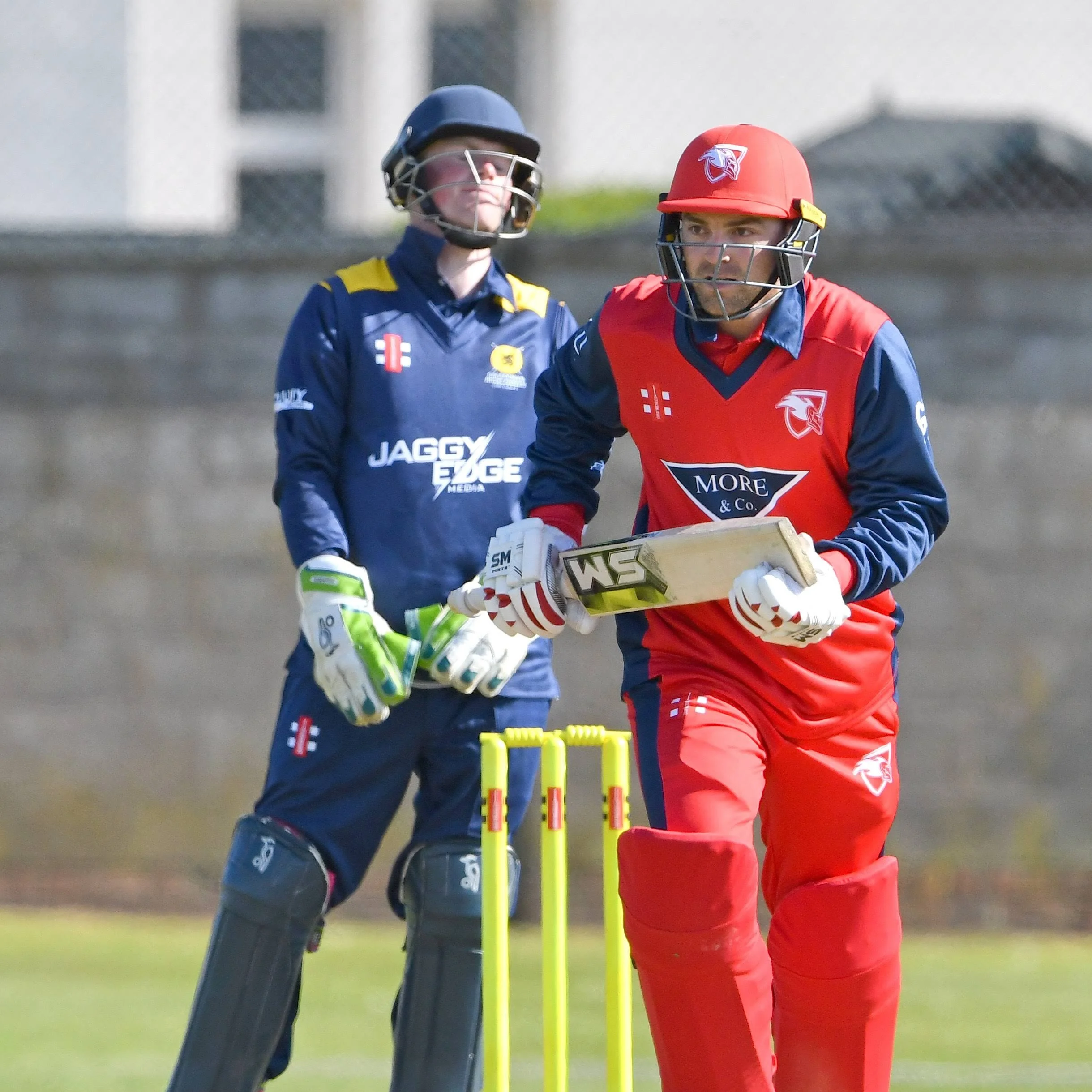 Preston+Mommsen+sets+off+for+a+run.jpg