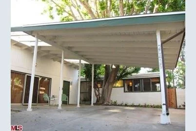 20439 Malden Street, Winnetka