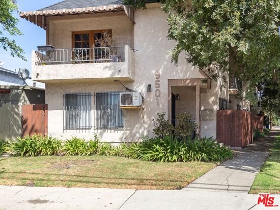 9501 National Blvd, Beverlywood