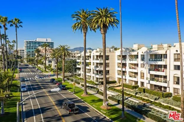 701 Ocean Avenue, Unit 210, Santa Monica