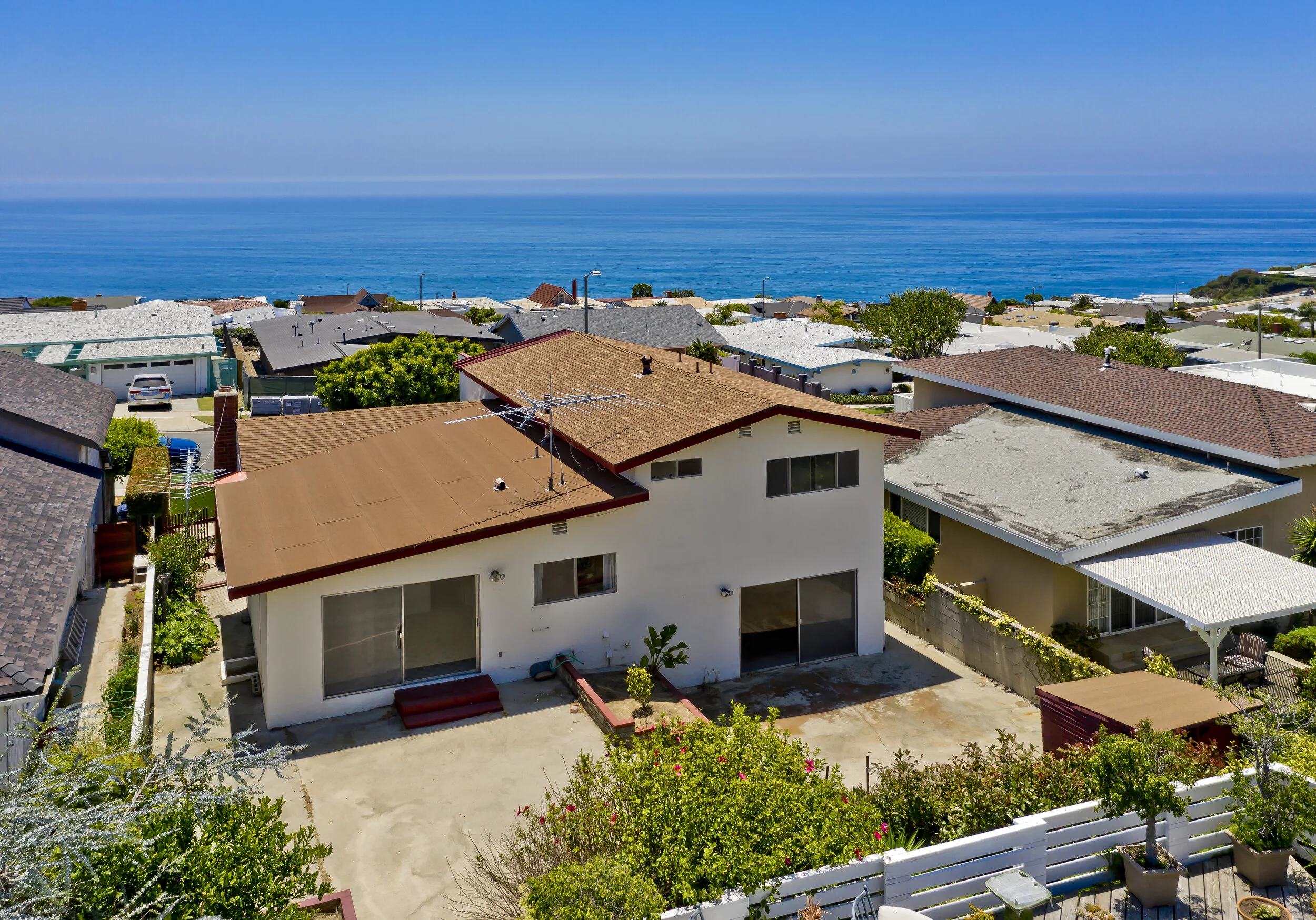 18157 Kingsport Drive, Malibu CA 90265