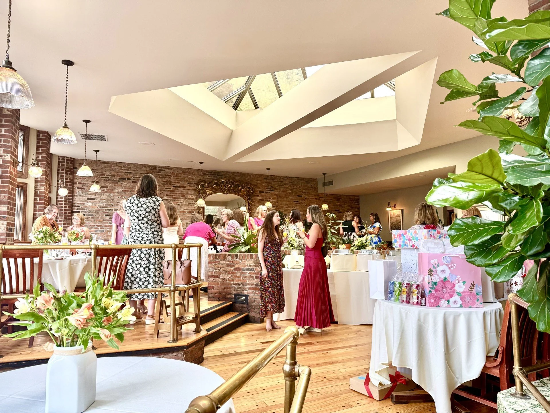 atrium dining room.jpg