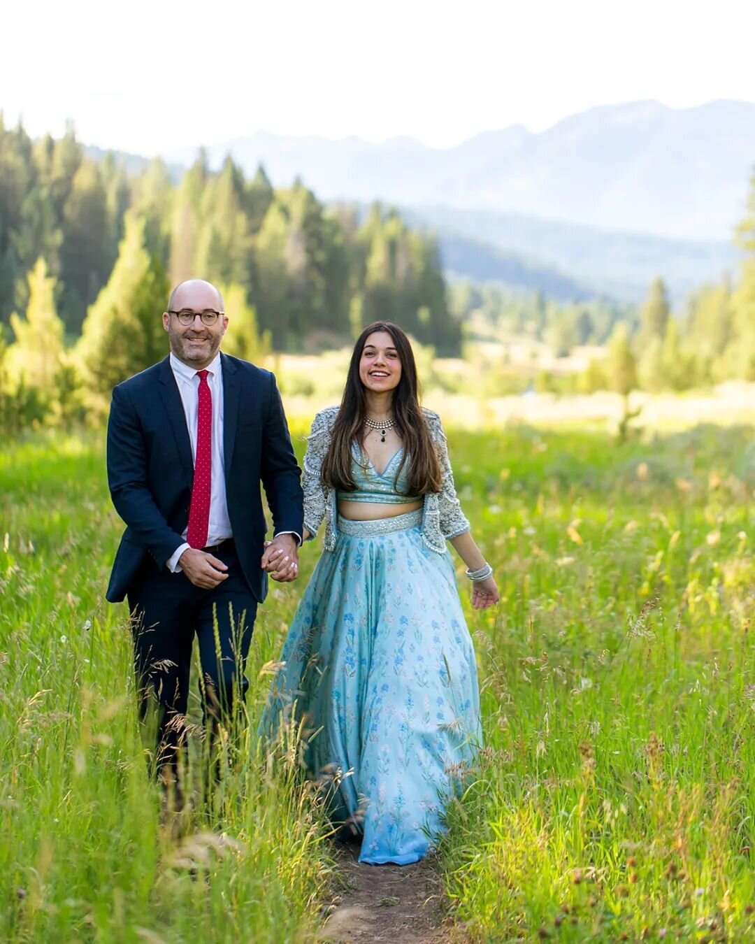 Eloping in Montana is just better than any other place. 

Whether you go to the courthouse and then take a walk in a beautiful meadow as these two did, or you hike up a mountain for your ceremony, Montana has the most amazing opportunities.

Dm me th