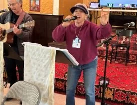 KAREN SINGING 3 .jpg
