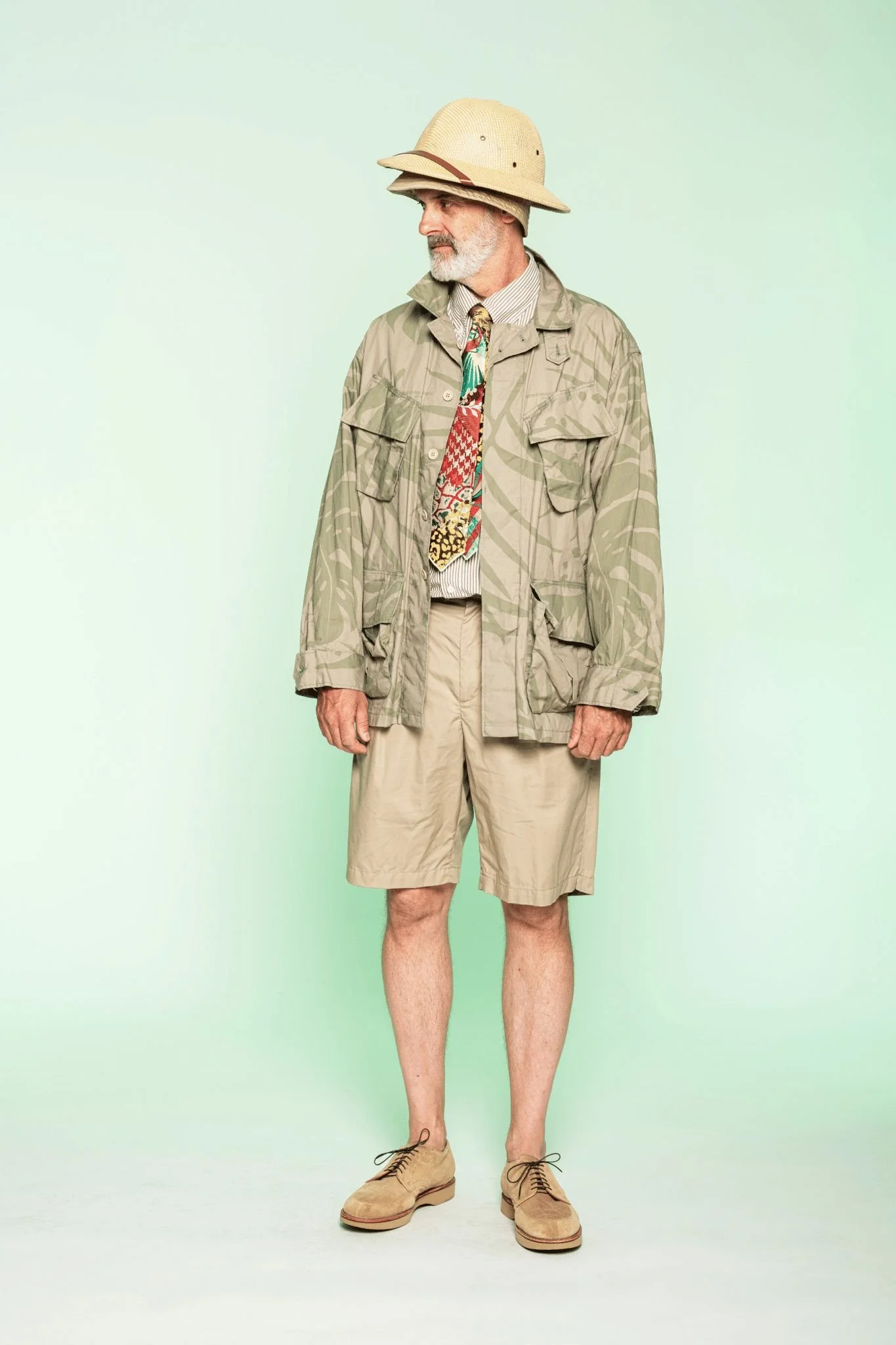 サファリジャケットのような春夏仕様ジャケット【ENGINEERED GARMENTS  