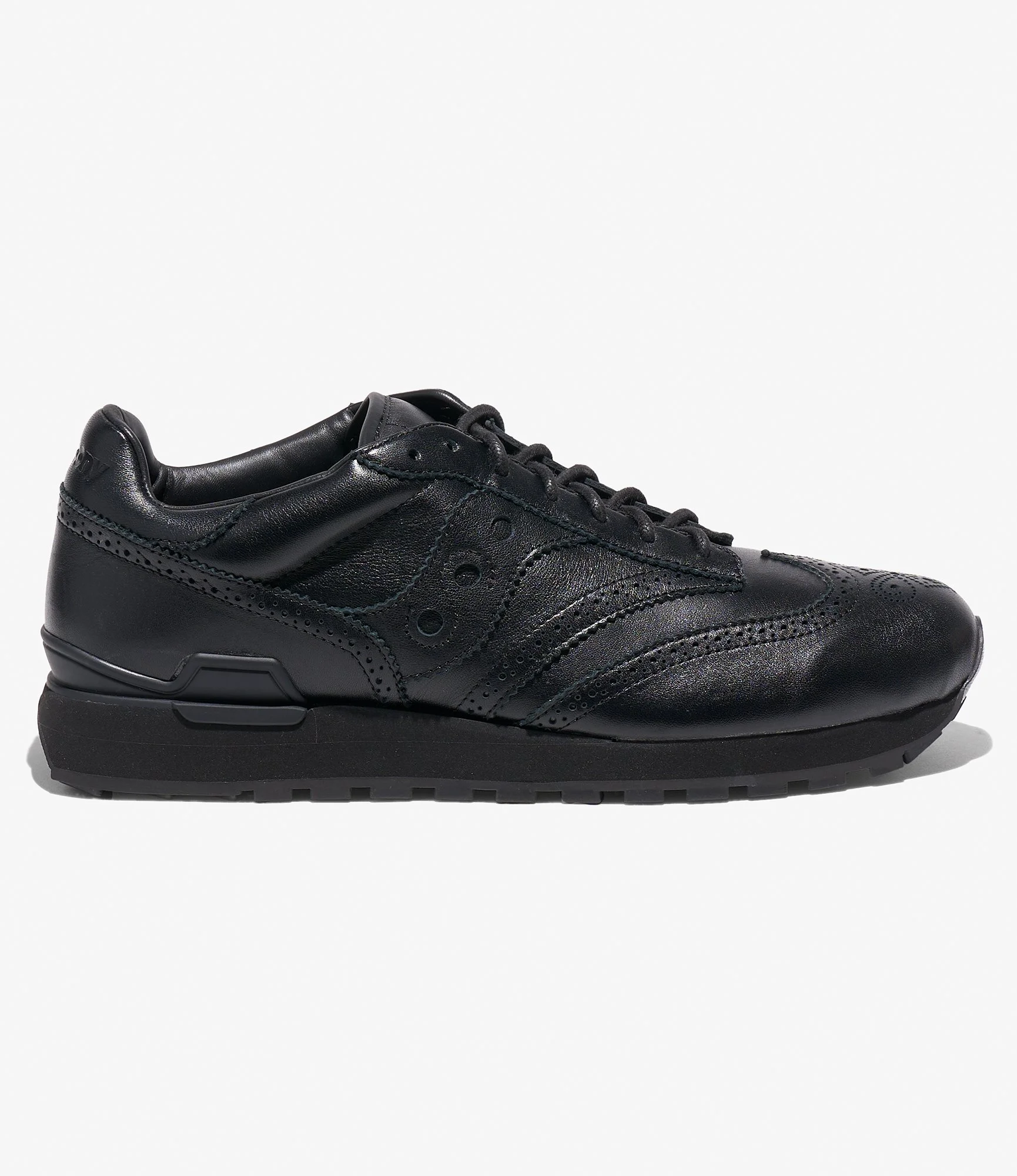 06_SAUCANY_BLACK_3.jpg