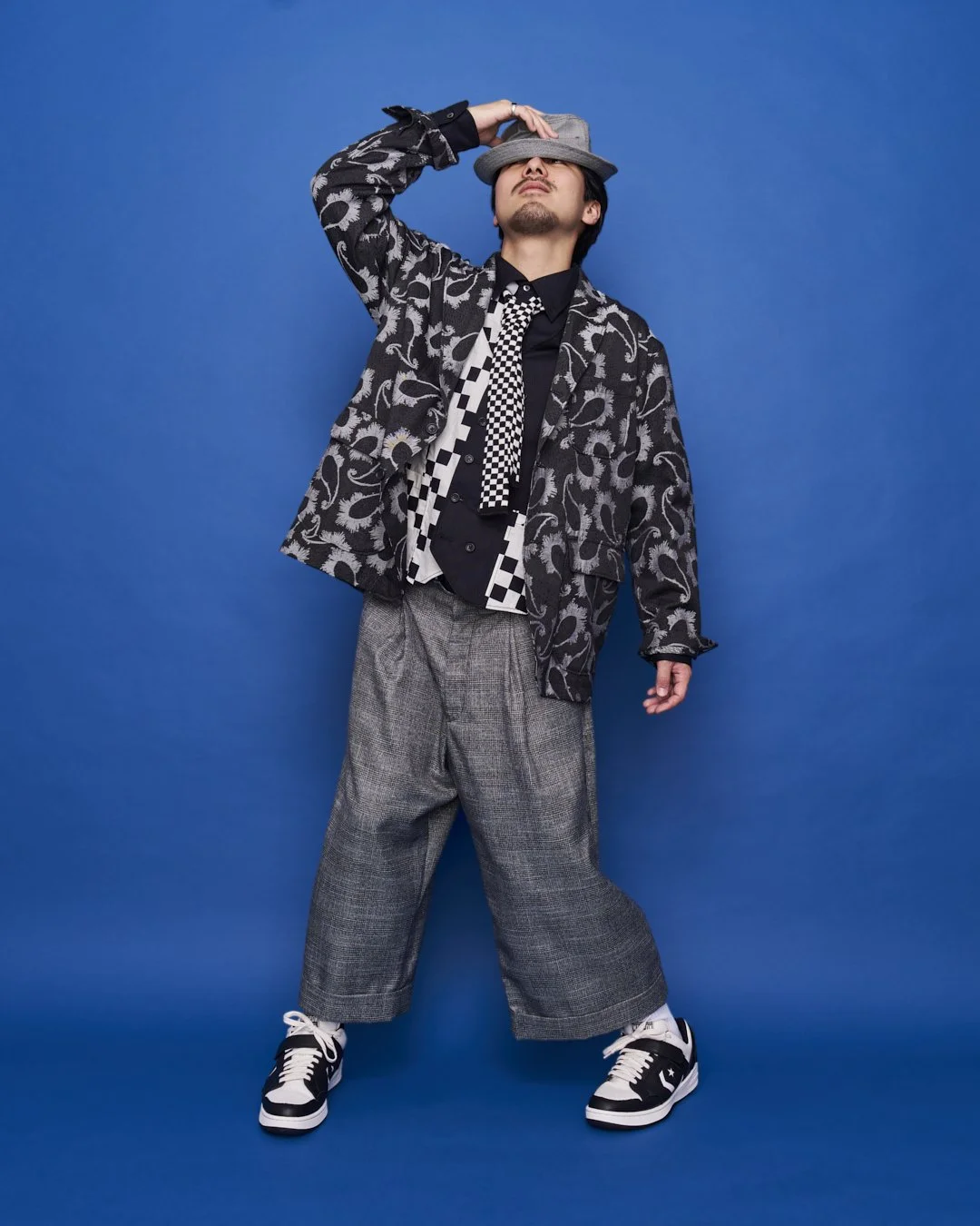 260410_EG_Converse_01.jpg
