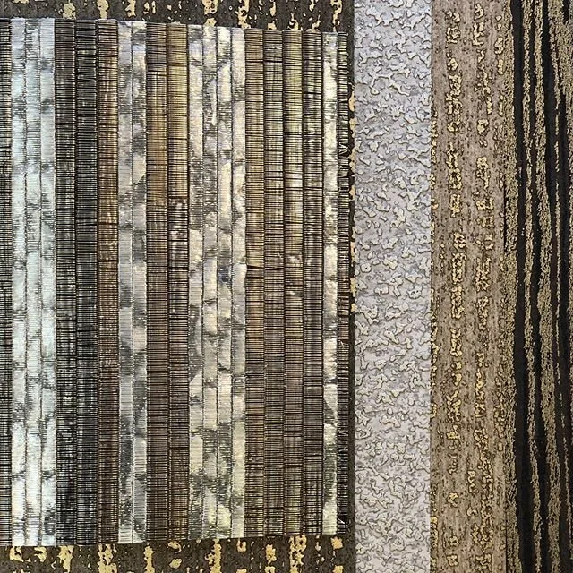 Gorgeous Pattern &amp; Texture!!! Swipe to see all pics!!! Wallcovering @manoirsnashville by @romo_fabrics ***Books are Here...Come See***
#manoirsnashville #romo #romowallcovering #wallcovering #wallpapers #nashvillewallcovering #nashvillewallpaper 