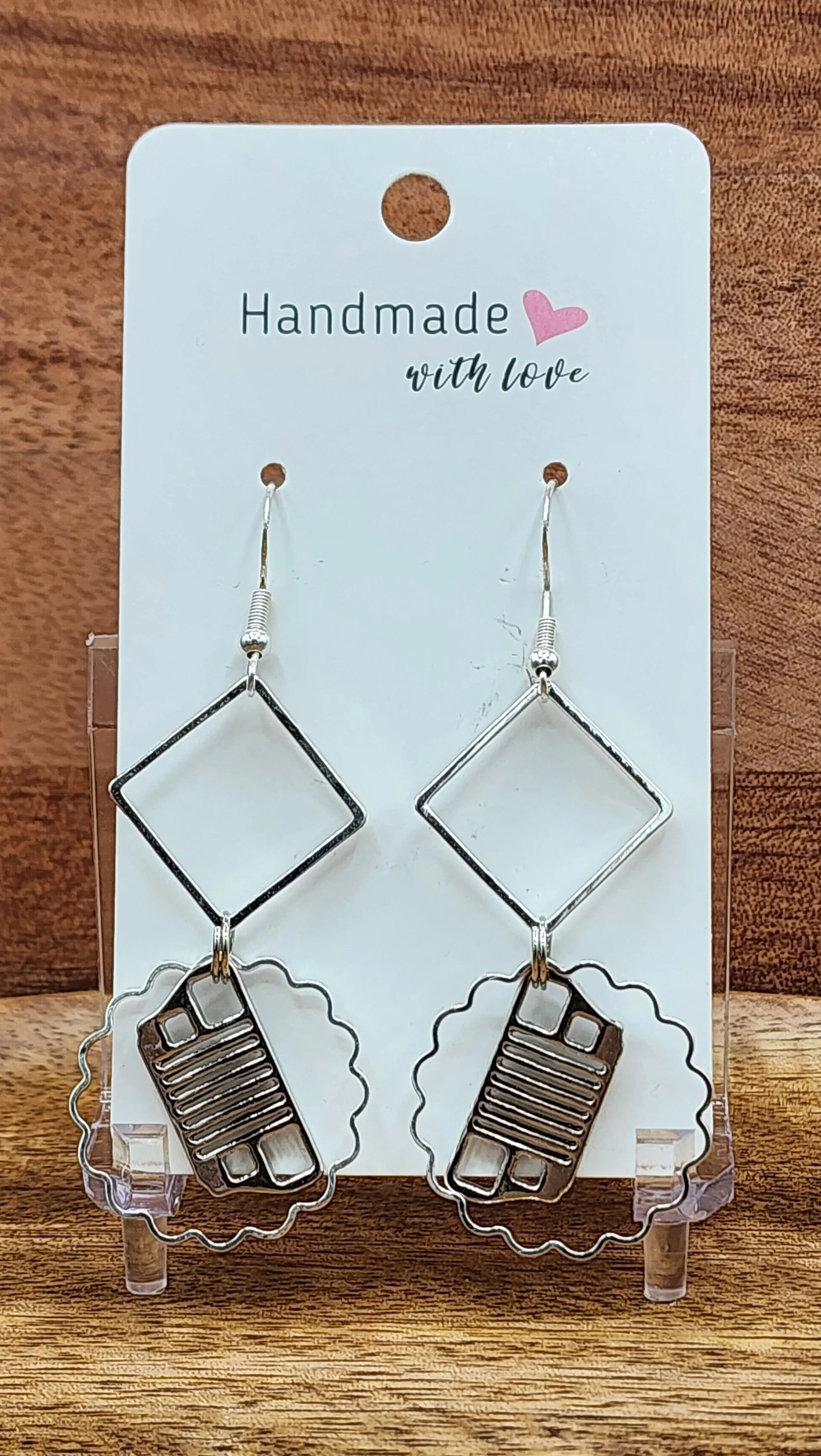 YJ Diamond Shape over Sprocket Earrings