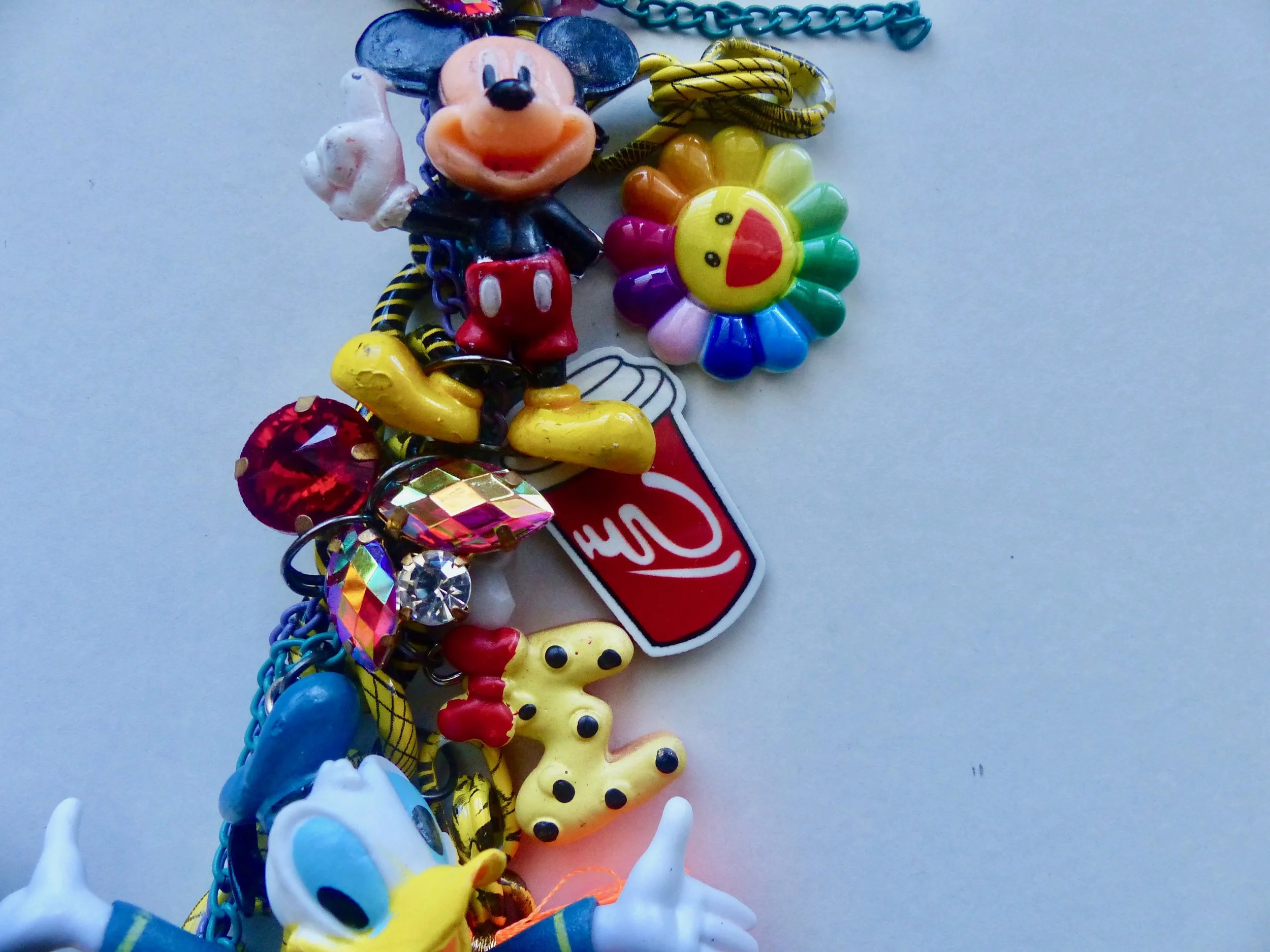 Daisy duckdetails 2.jpg