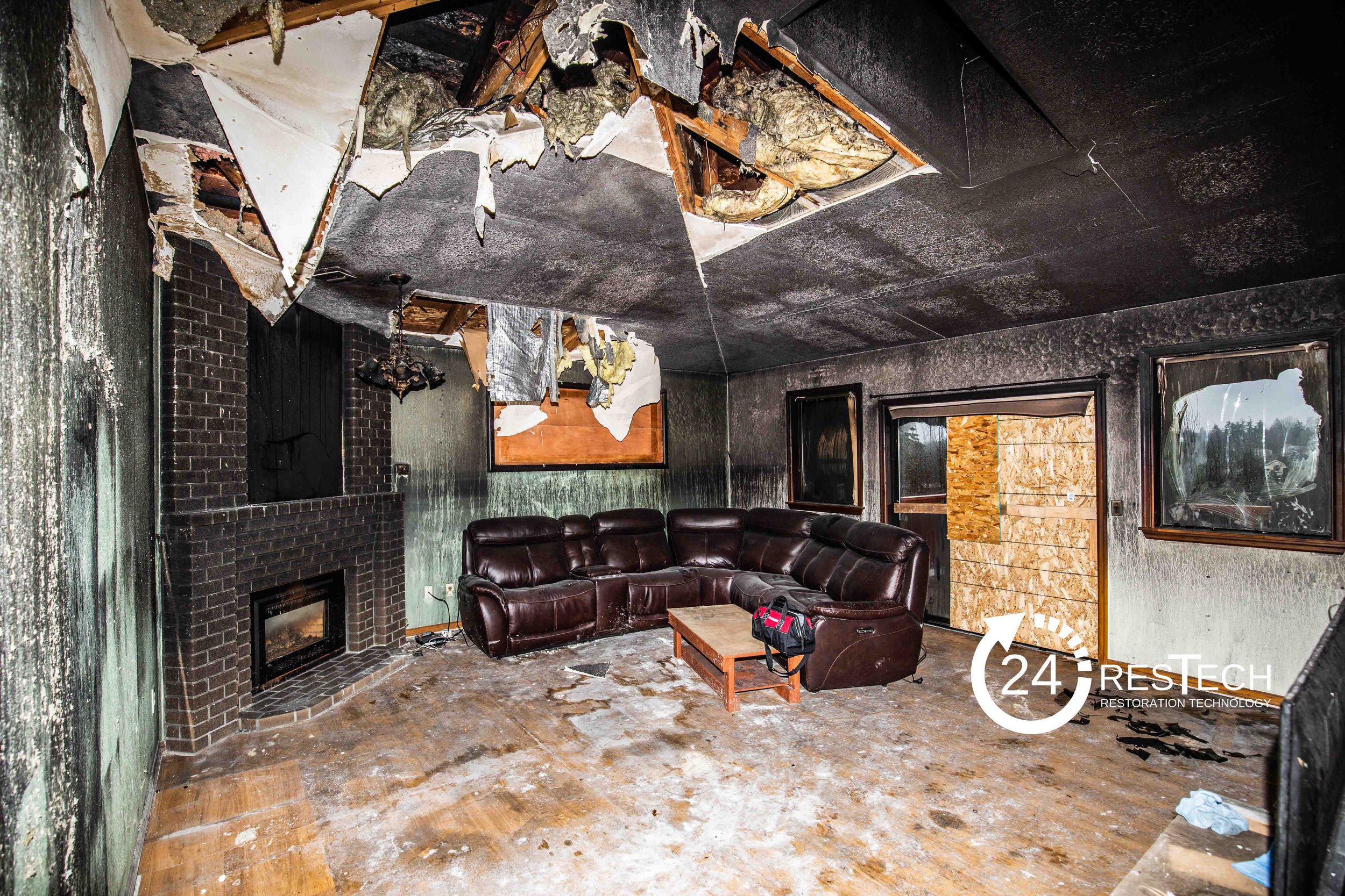 BEFORE | Livingroom - Fire and Smoke Damage Restoration Project - Puyallup | Tacoma