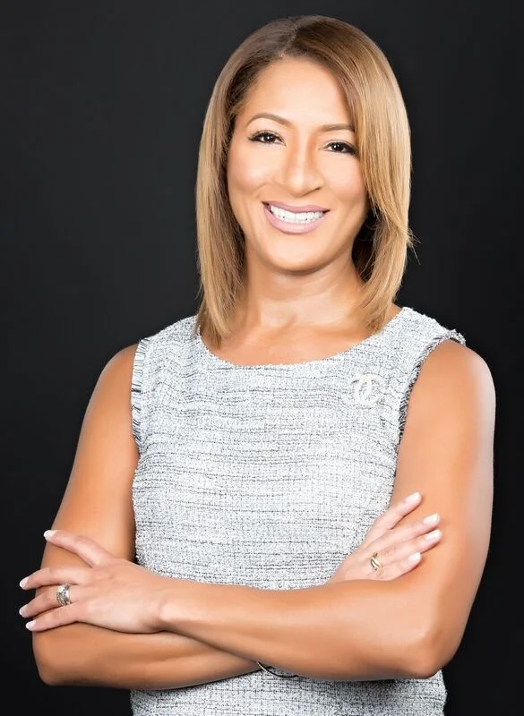 Jennifer Head Shot 2017 (002).jpg