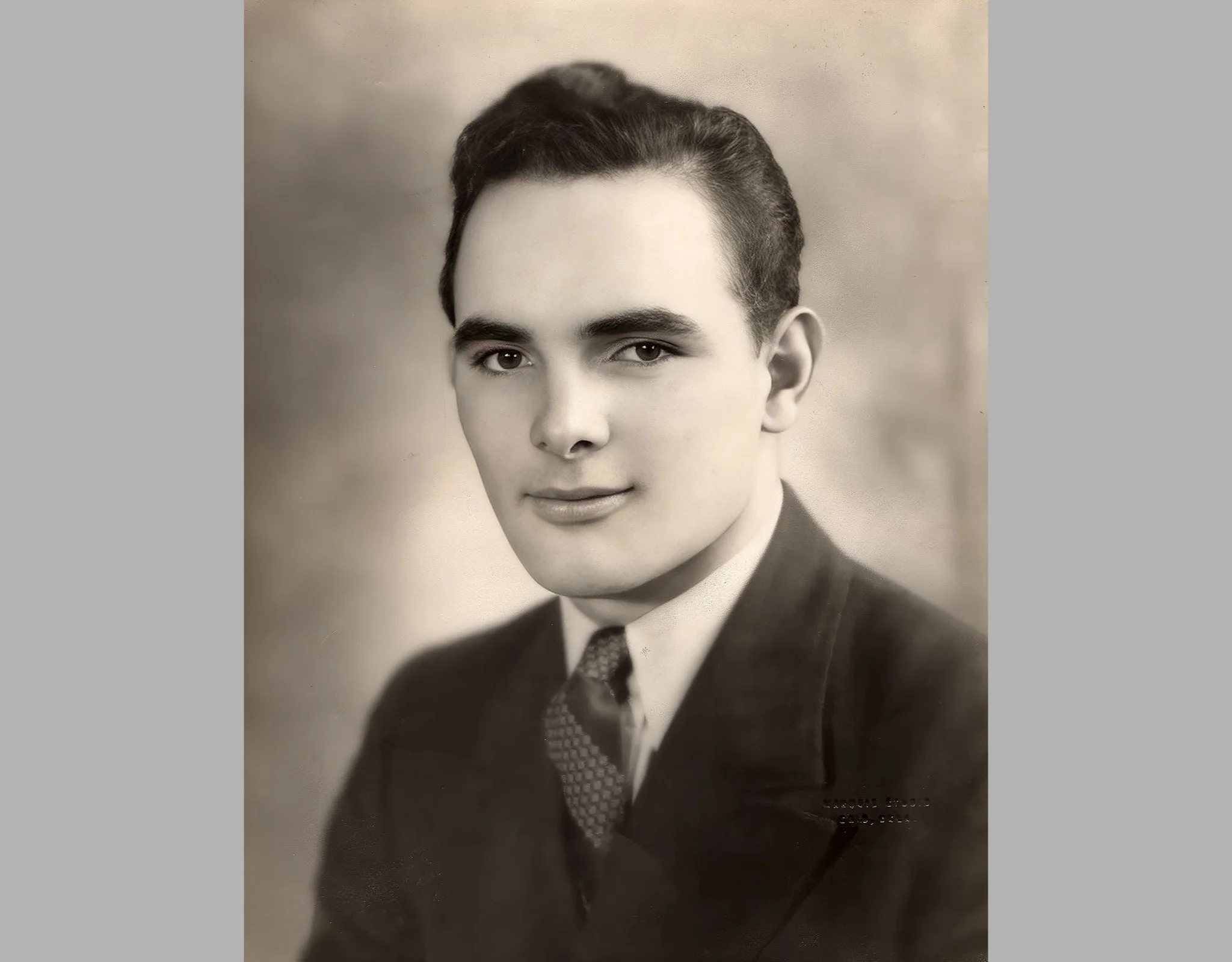 Robert Oak Nevitt - highschool graduation photo