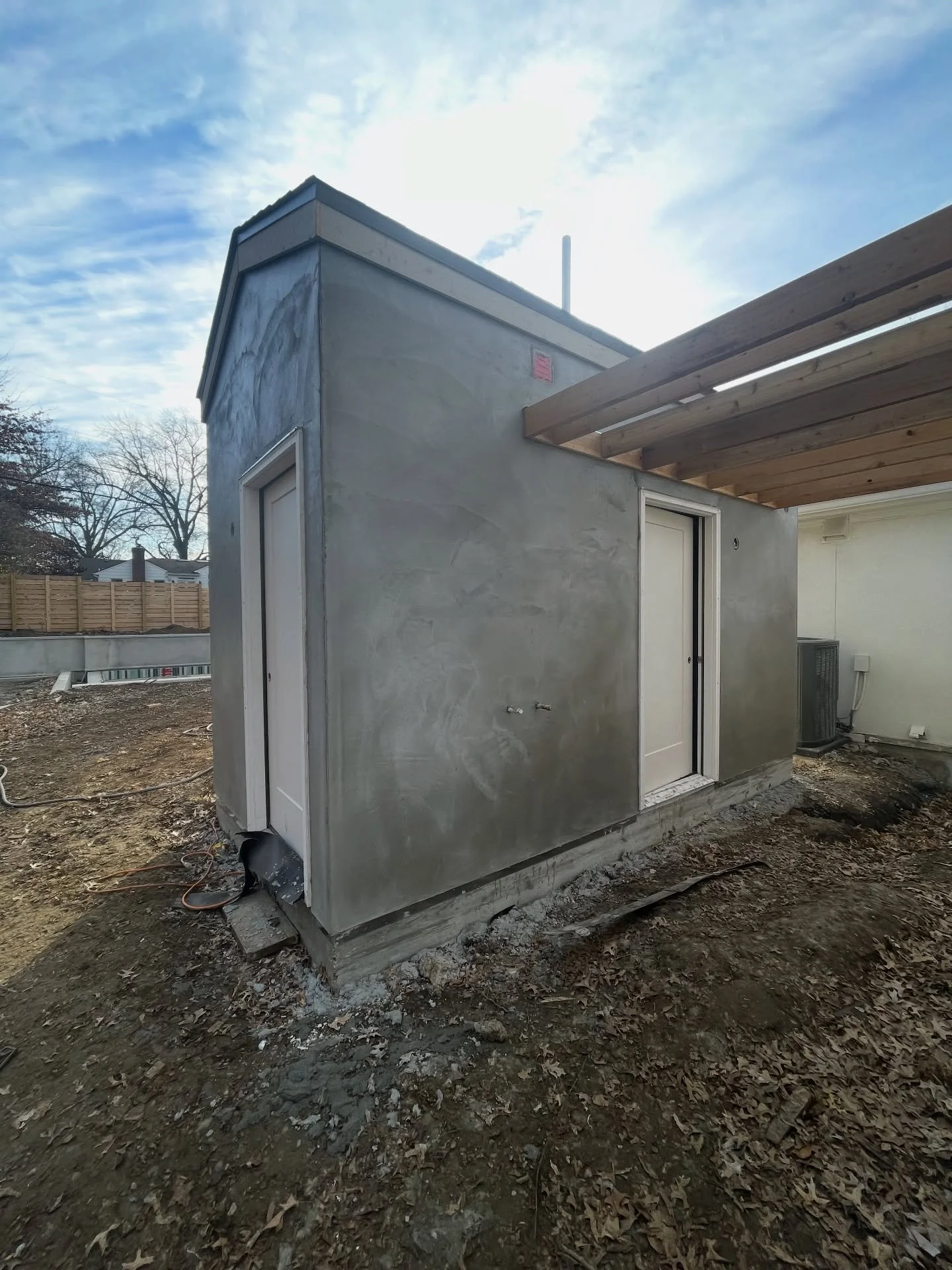 Just a pool house ready for some final touches&hellip; and summer! 
.
.
.
.
#tektoncontractingkc #generalcontractor #leawoodks #poolhouse