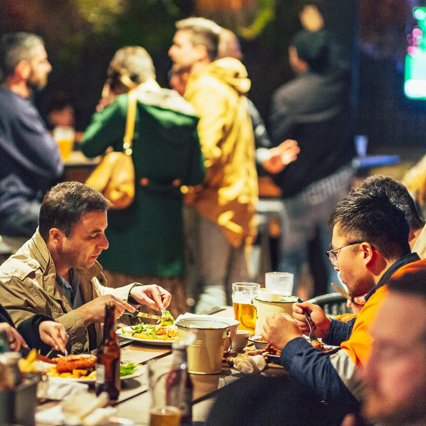 It&rsquo;s Monday and that means it&rsquo;s Parma Day! Come on down anytime today to enjoy delicious parma specials in our cosy front room, sports lounge or heated beer garden. Go on, you know you want to&hellip;