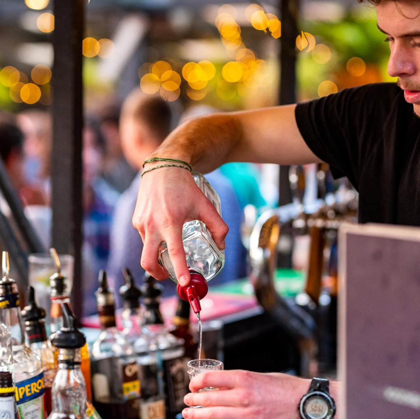 You guys, this autumn weather is stunning 🍁 Come make the most of it in our beer garden! 

Happy Hour this afternoon from 4.30 - 6.30, plus all the footy action on the big screen (and TVs around the beer garden) all weekend long. 

Is it beer o&rsqu