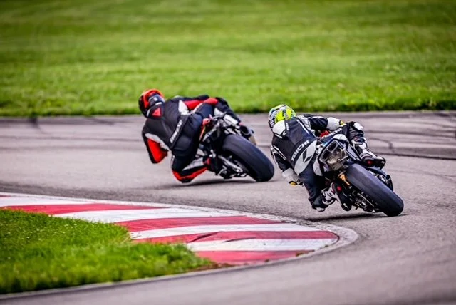 0Q9A2233Canon EOS R317.JPG