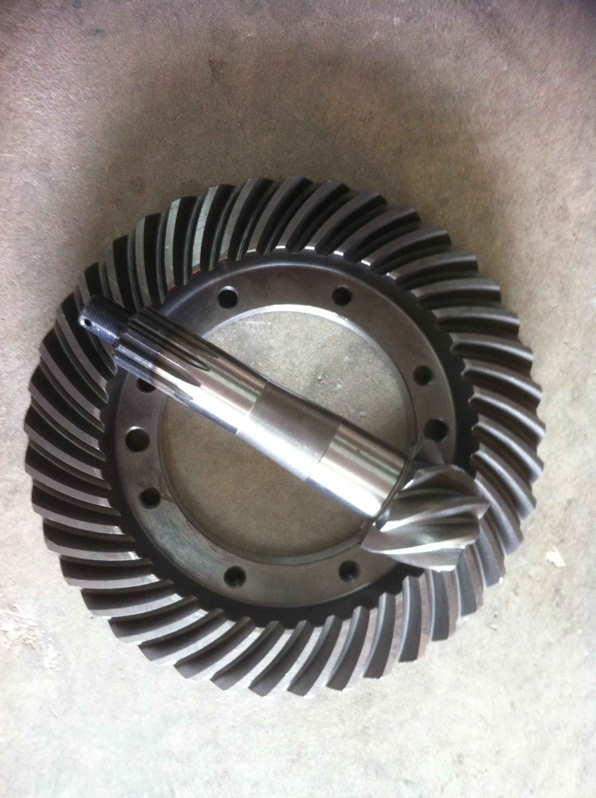 RING GEAR AND PINNION.JPG