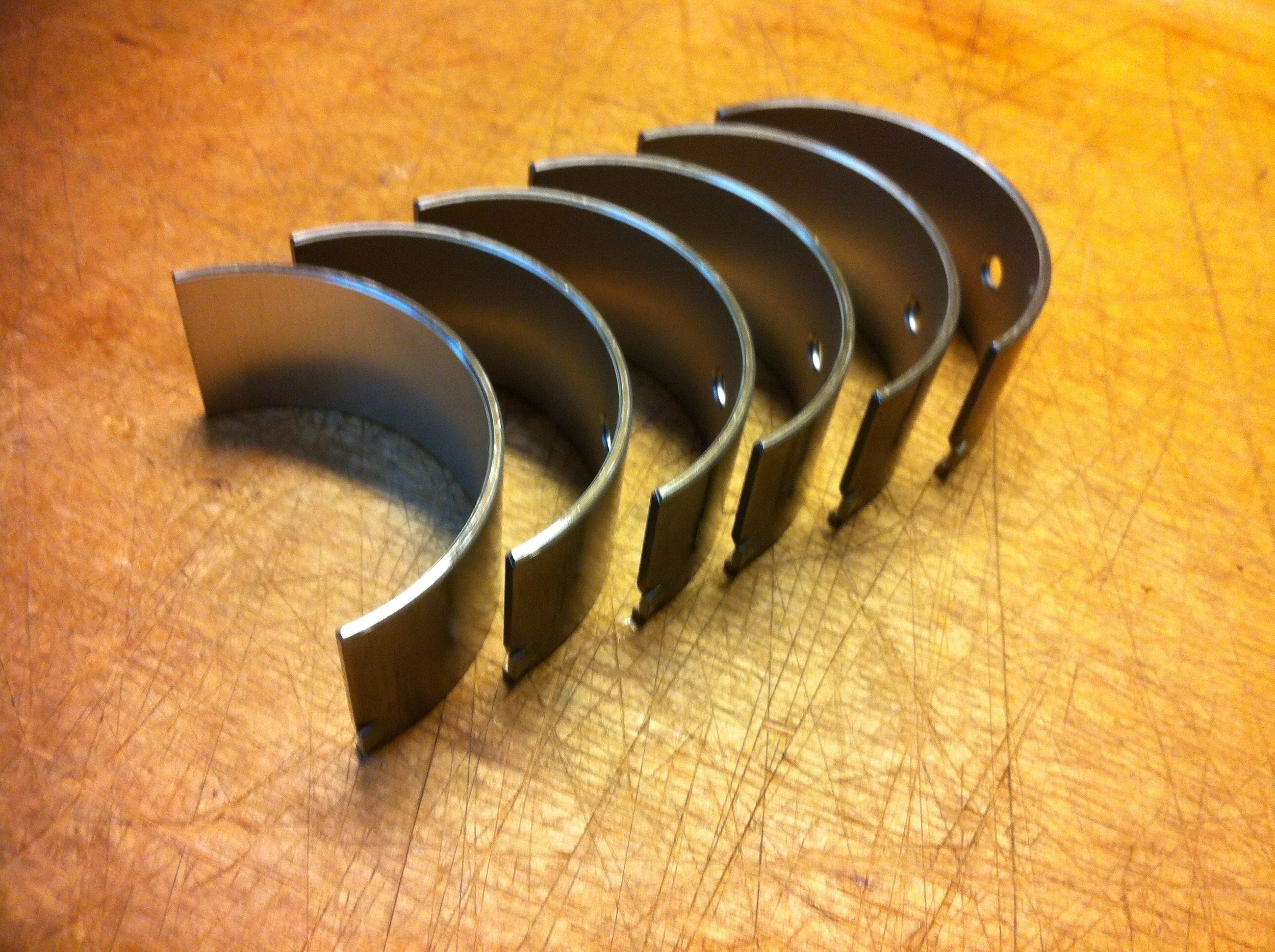 TX15158 - ROD BEARING SET FOR ALL 3 CYL LONG TRACTORS - R2