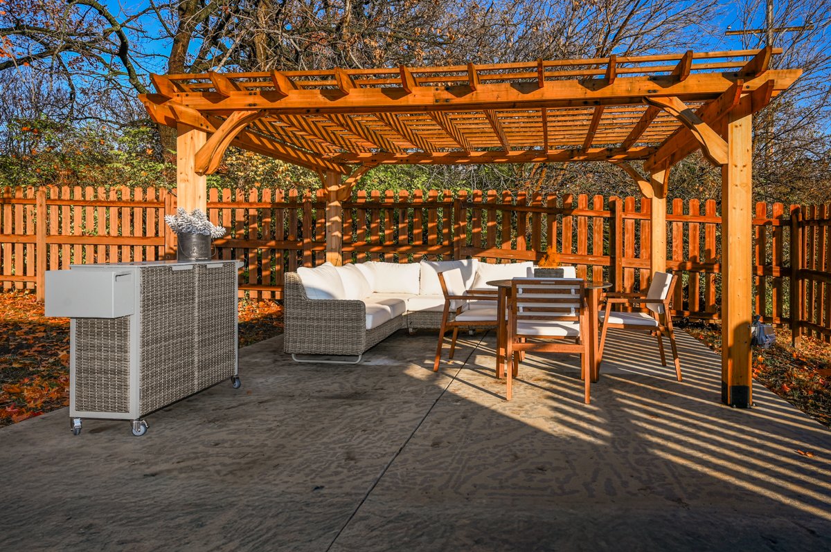 3534 SW 7th WEB size-3.jpg