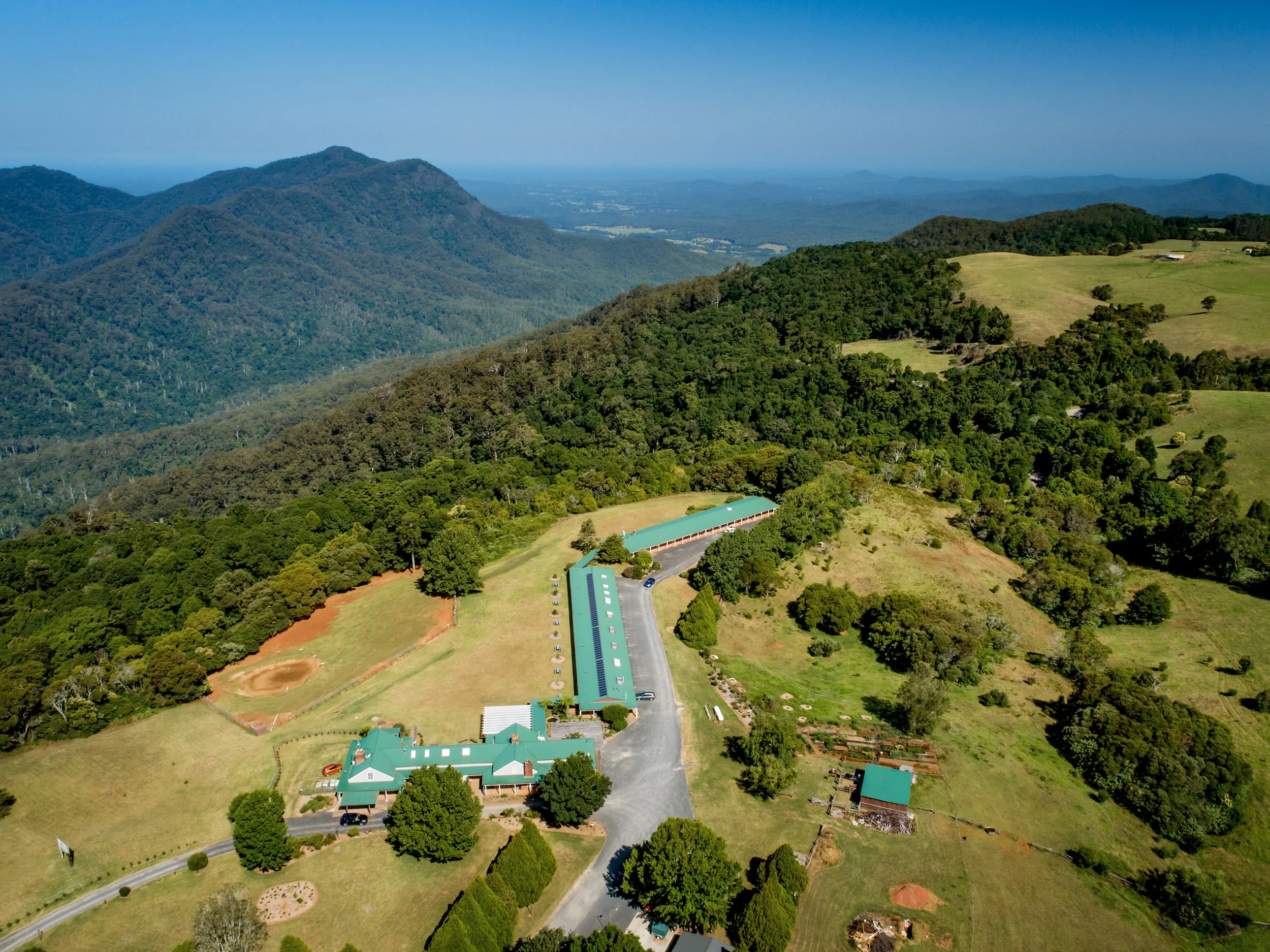 drone photo of dorrigo mountain retreat.jpg
