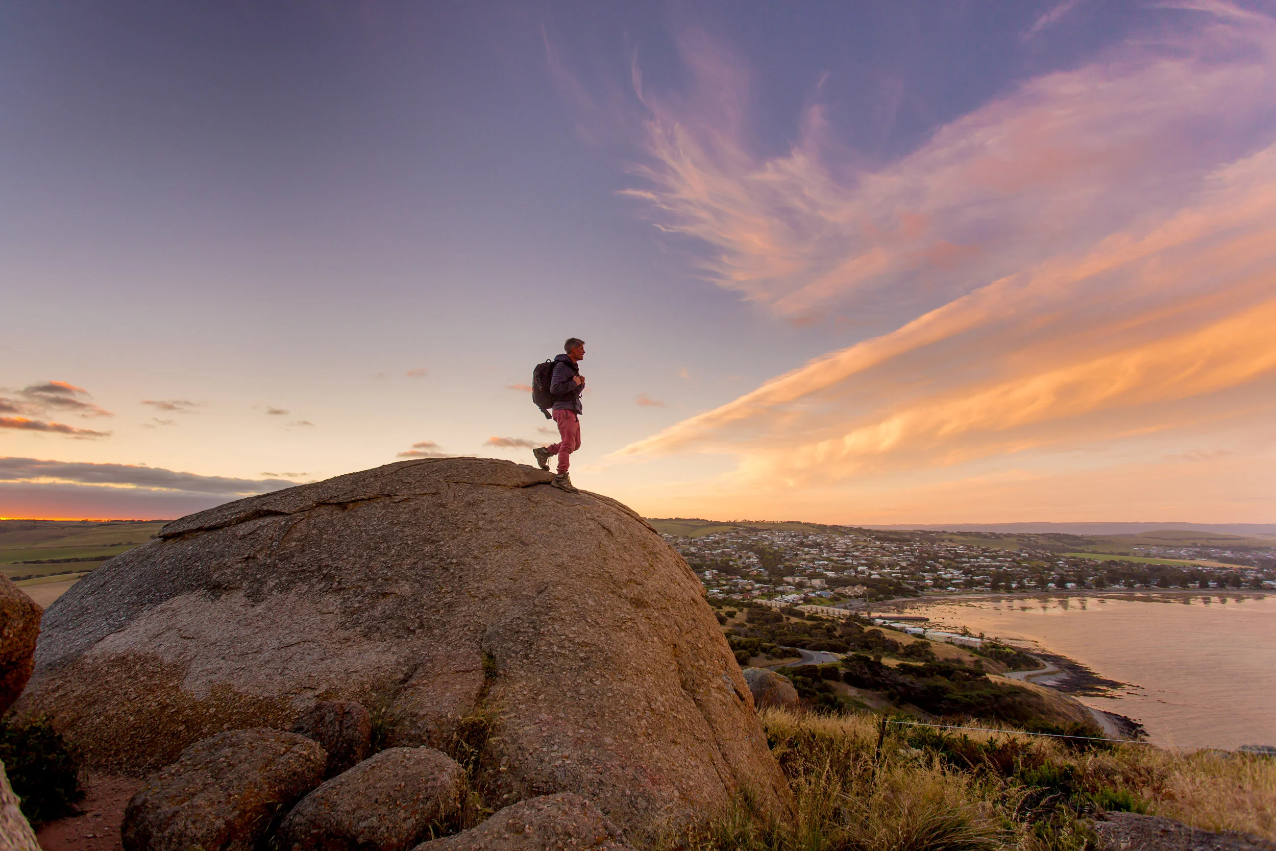 hiking-victor-harbor.jpg