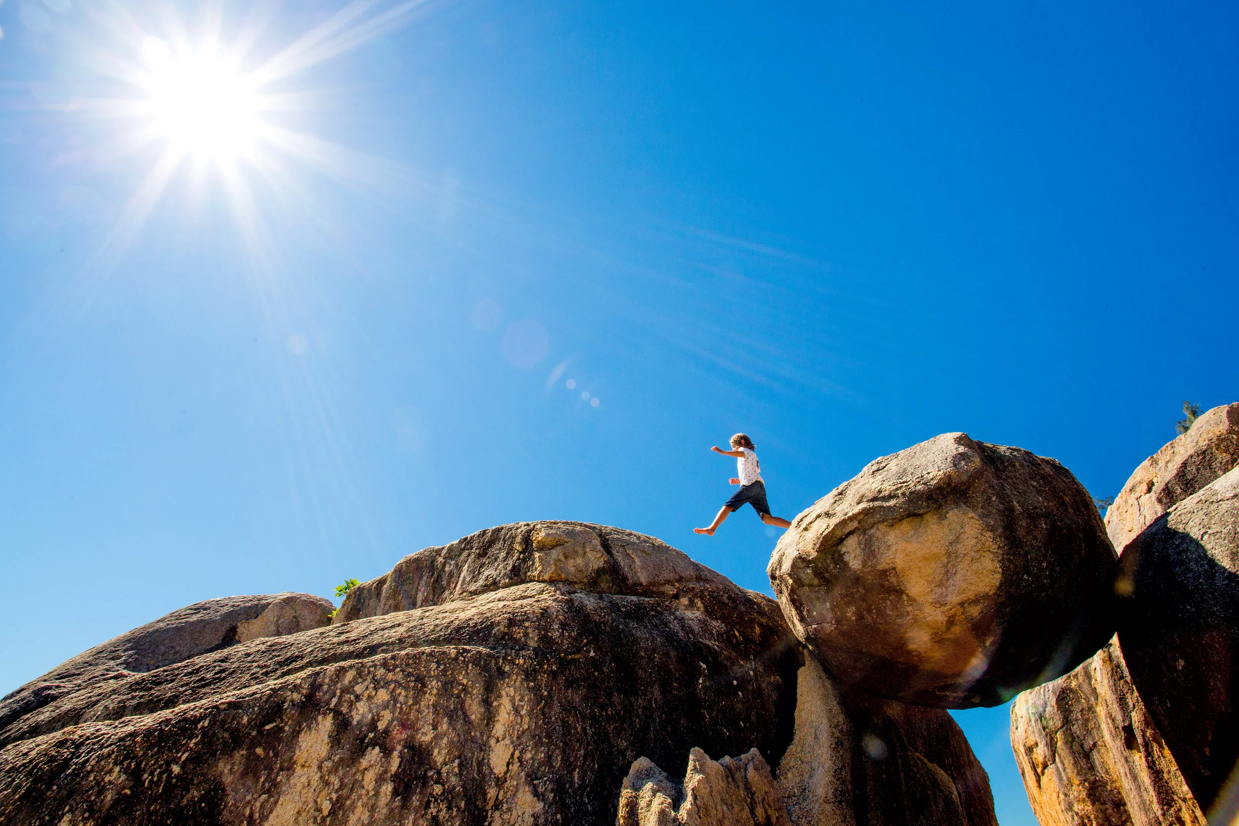 rock-hopping-bowen-horseshoe-bay-qld.jpg