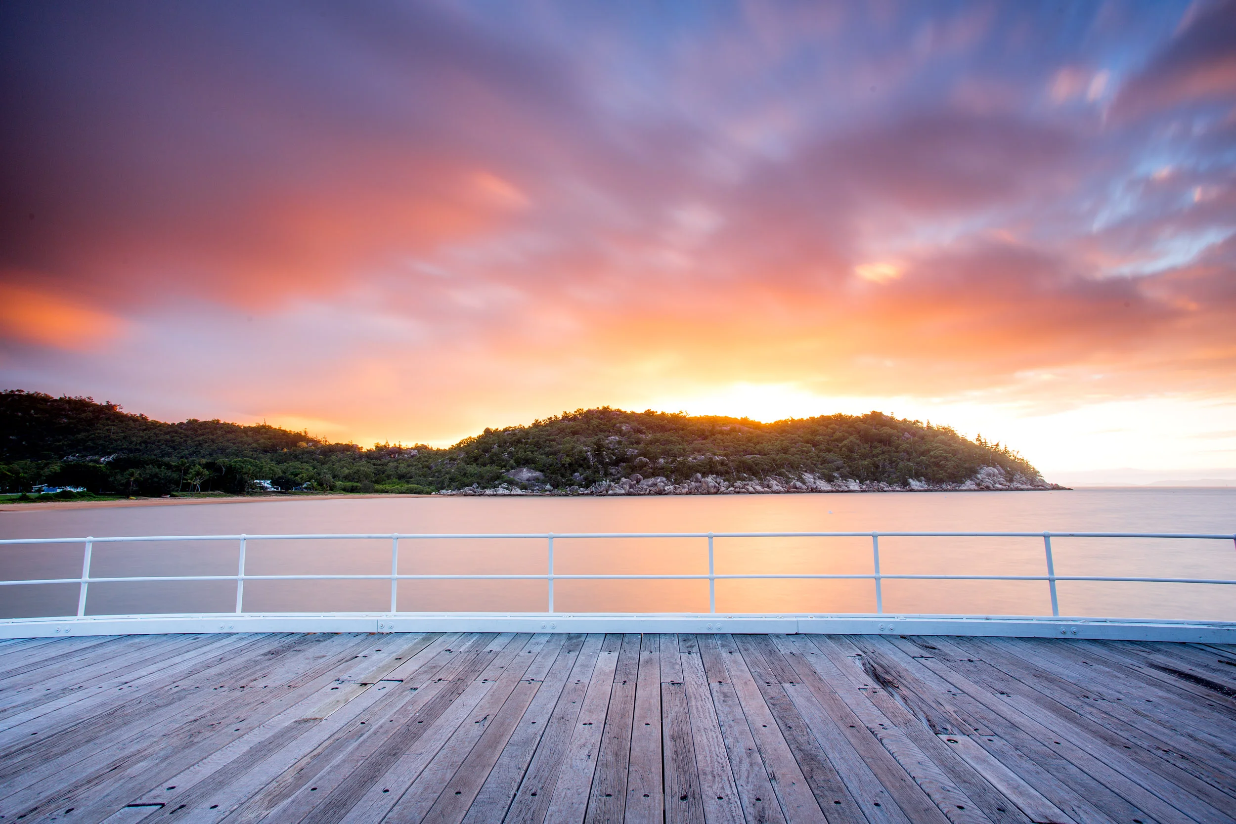 magnetic-island-sunrise-jetty.jpg