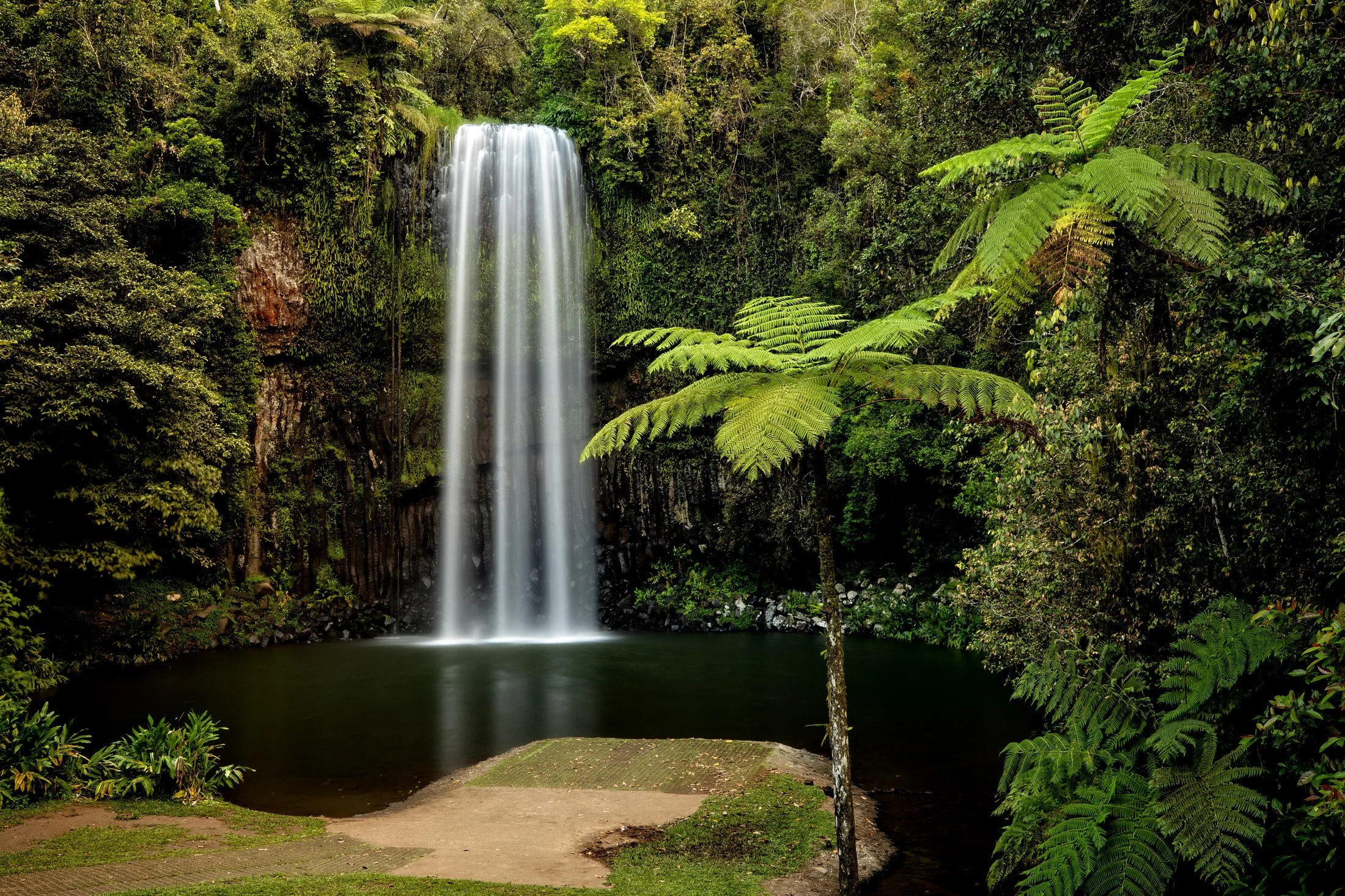 milla-milla-falls-queensland.jpg