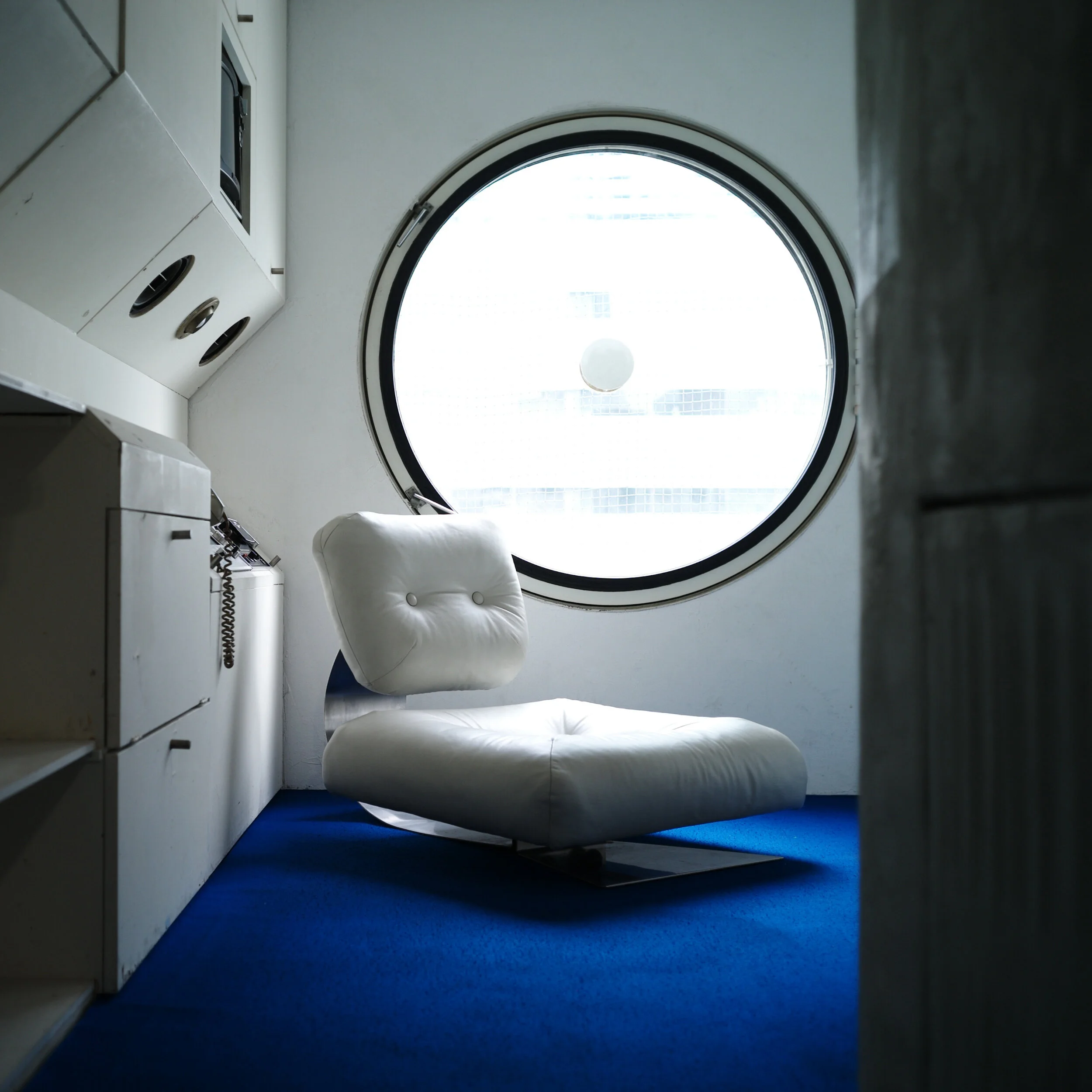 White "Alta" Lounge Chair