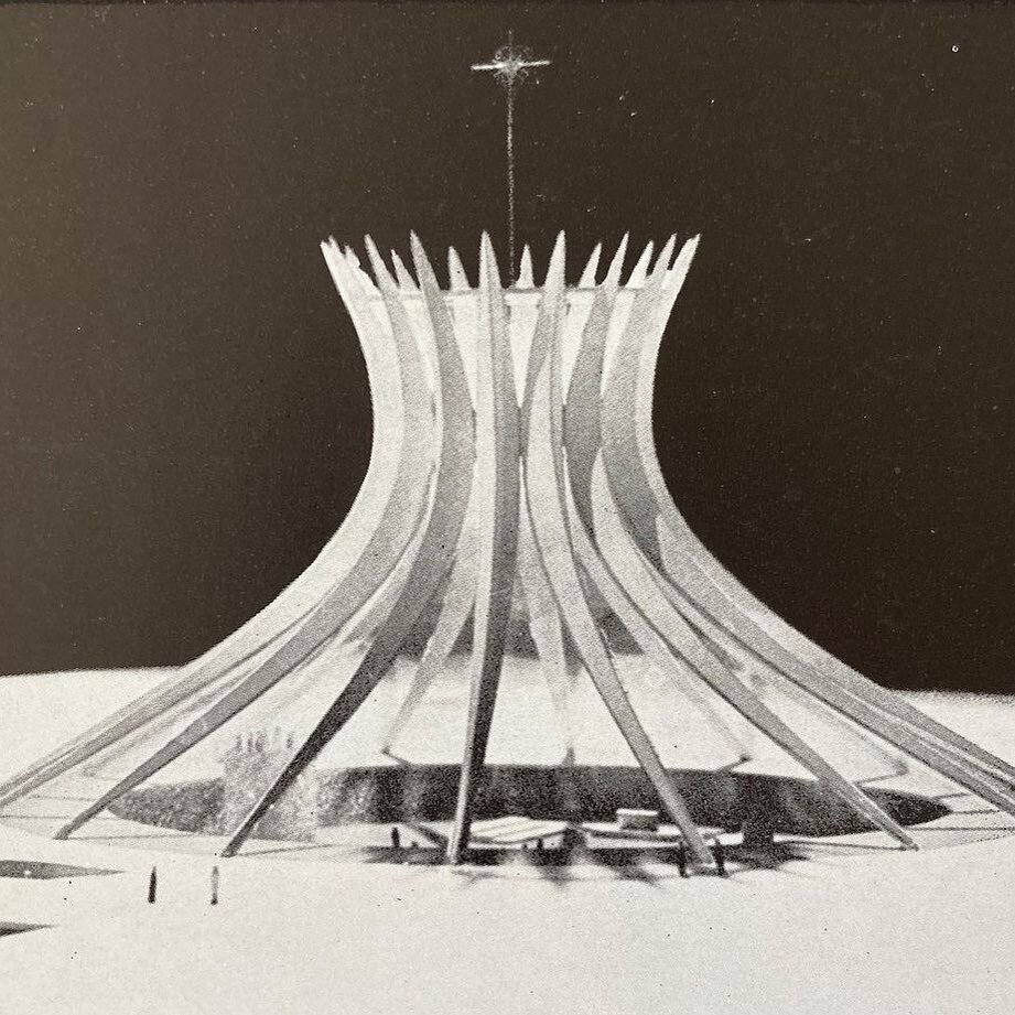 Photo : The Cathedral of Brasilia designed by architect Oscar Niemeyer and projected by structural engineer Joaquim Cardozo in 1958.

The basic concept of this architecture is a monumental sculpture with a religious spirit, a gesture of supplication 