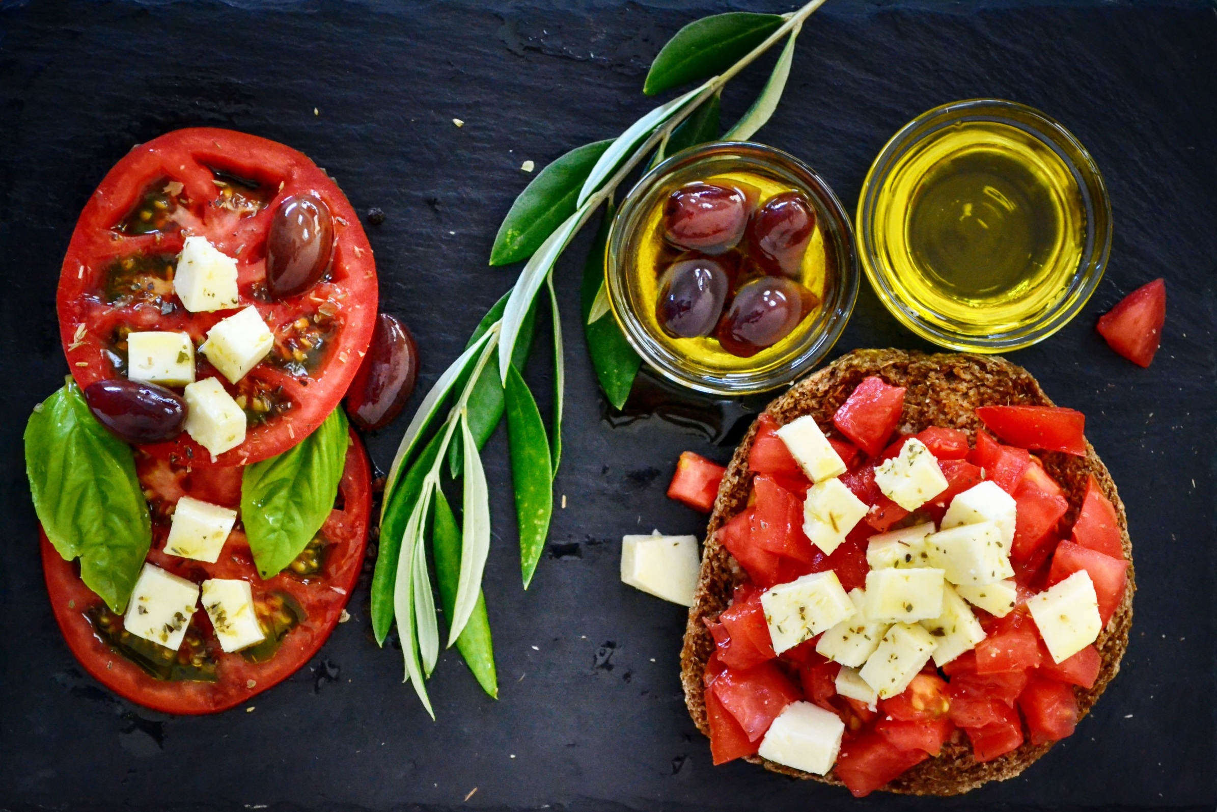 CasaSullaPiazza-Apricale-Italy-Vacation-Home-Olive-Oil-Tasting.jpg