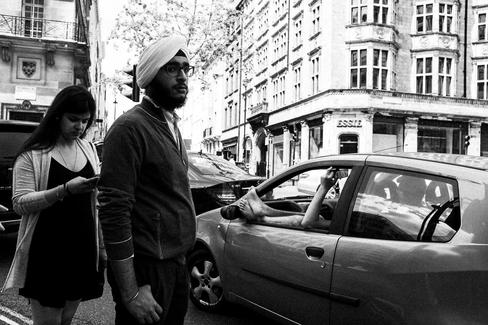 Tri-X – That Bold Grain B&amp;W Look for Your Nikon Zf (Z24 Presets)