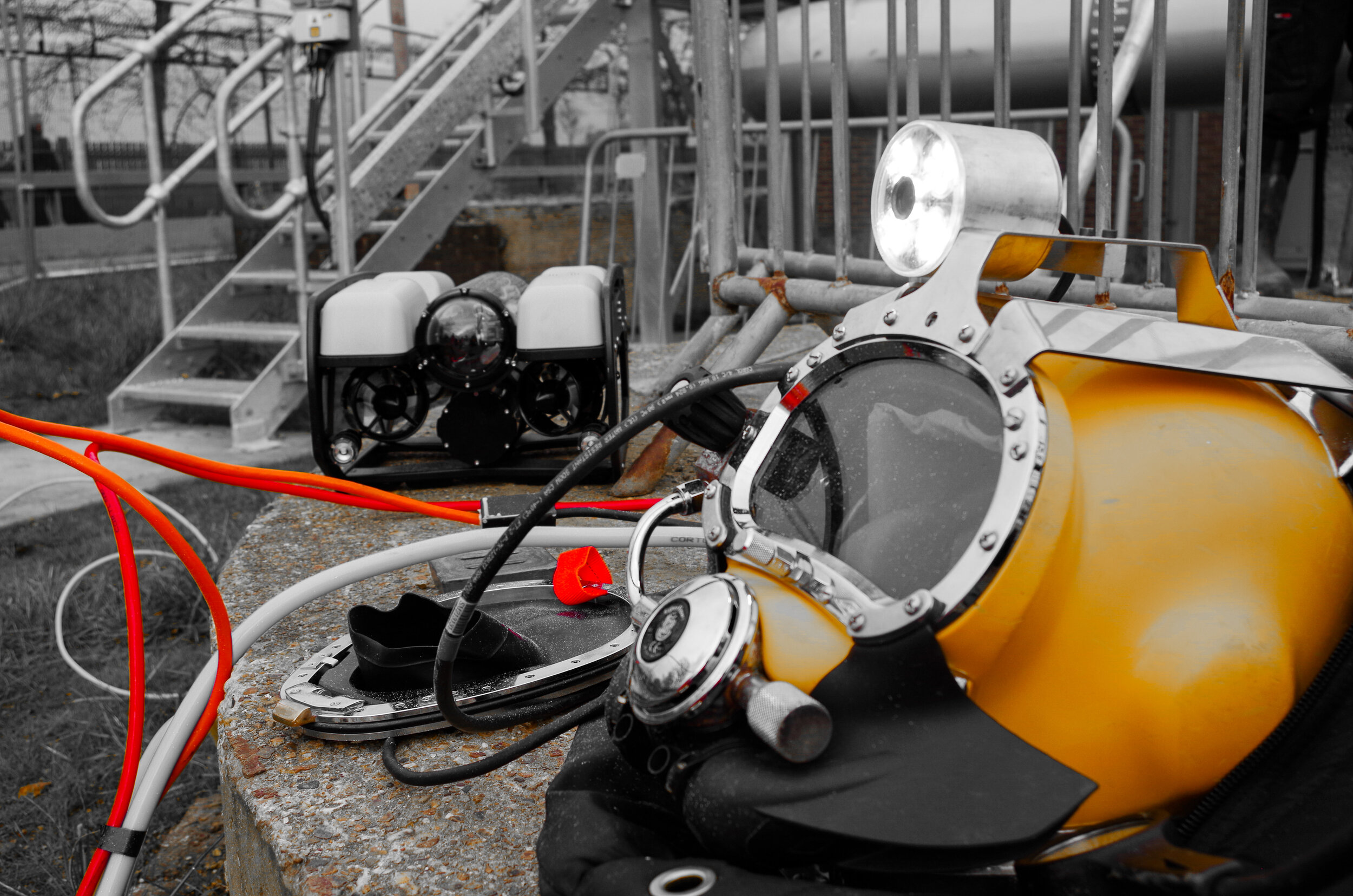 ROV and Diving services 
